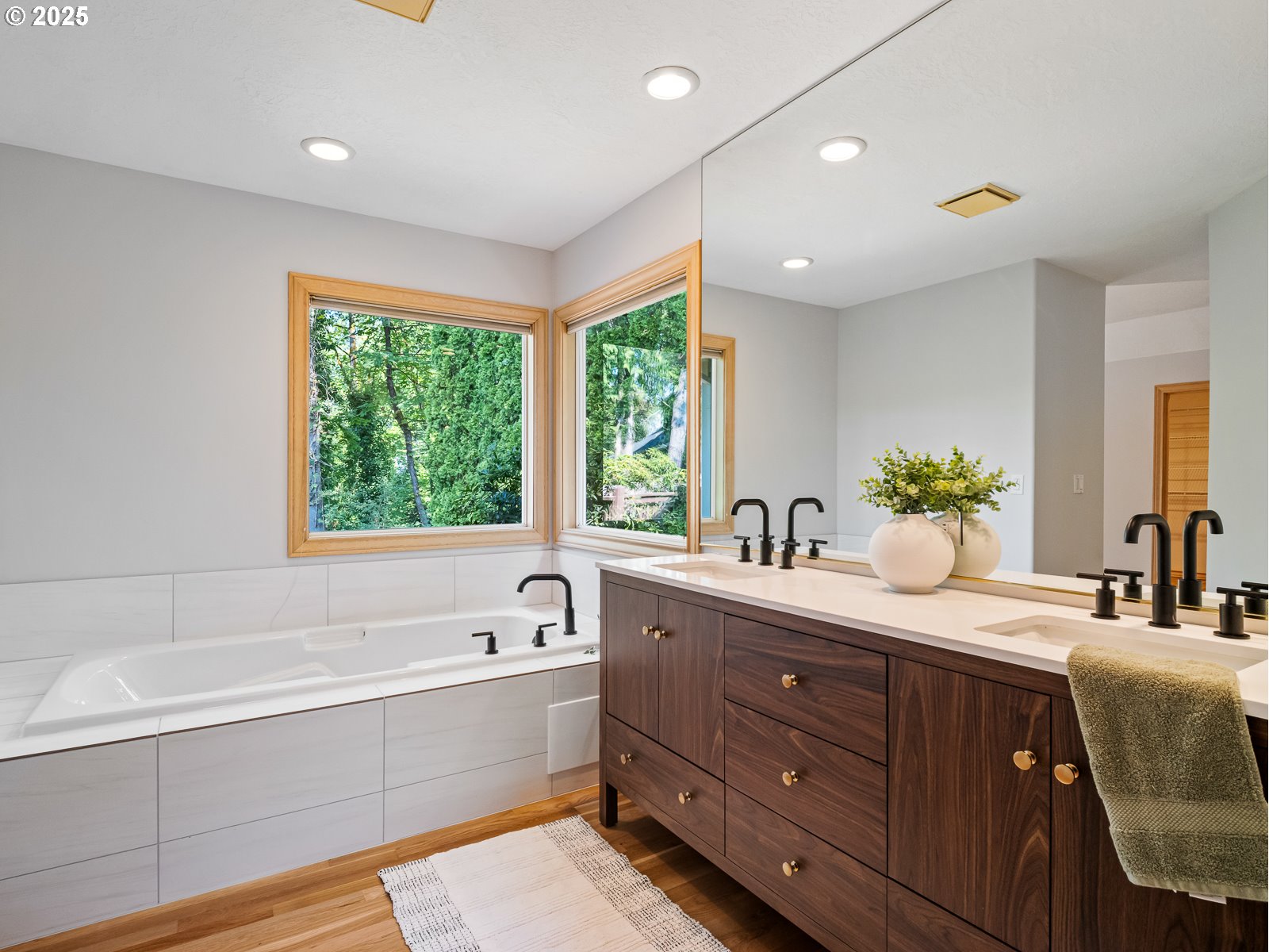 6797 SW FERNBROOK CT