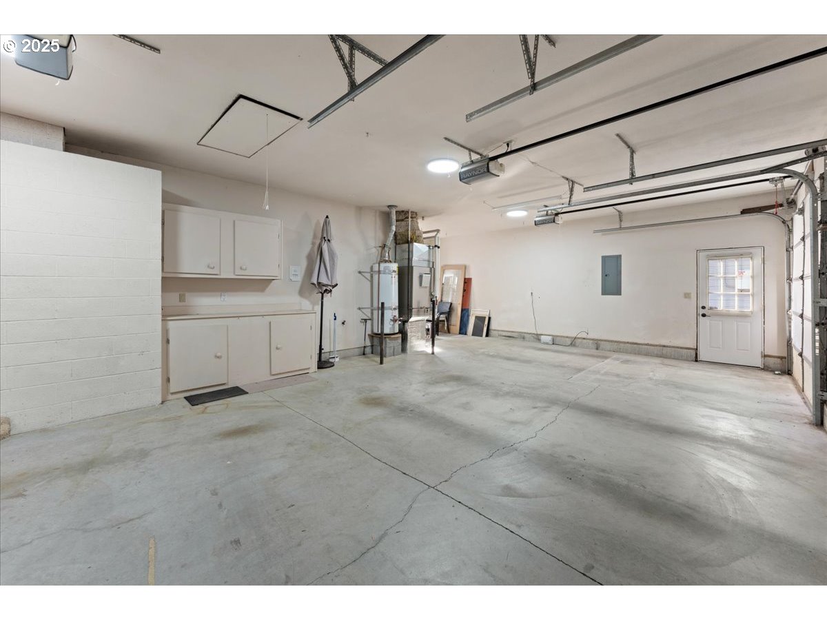 6797 SW FERNBROOK CT