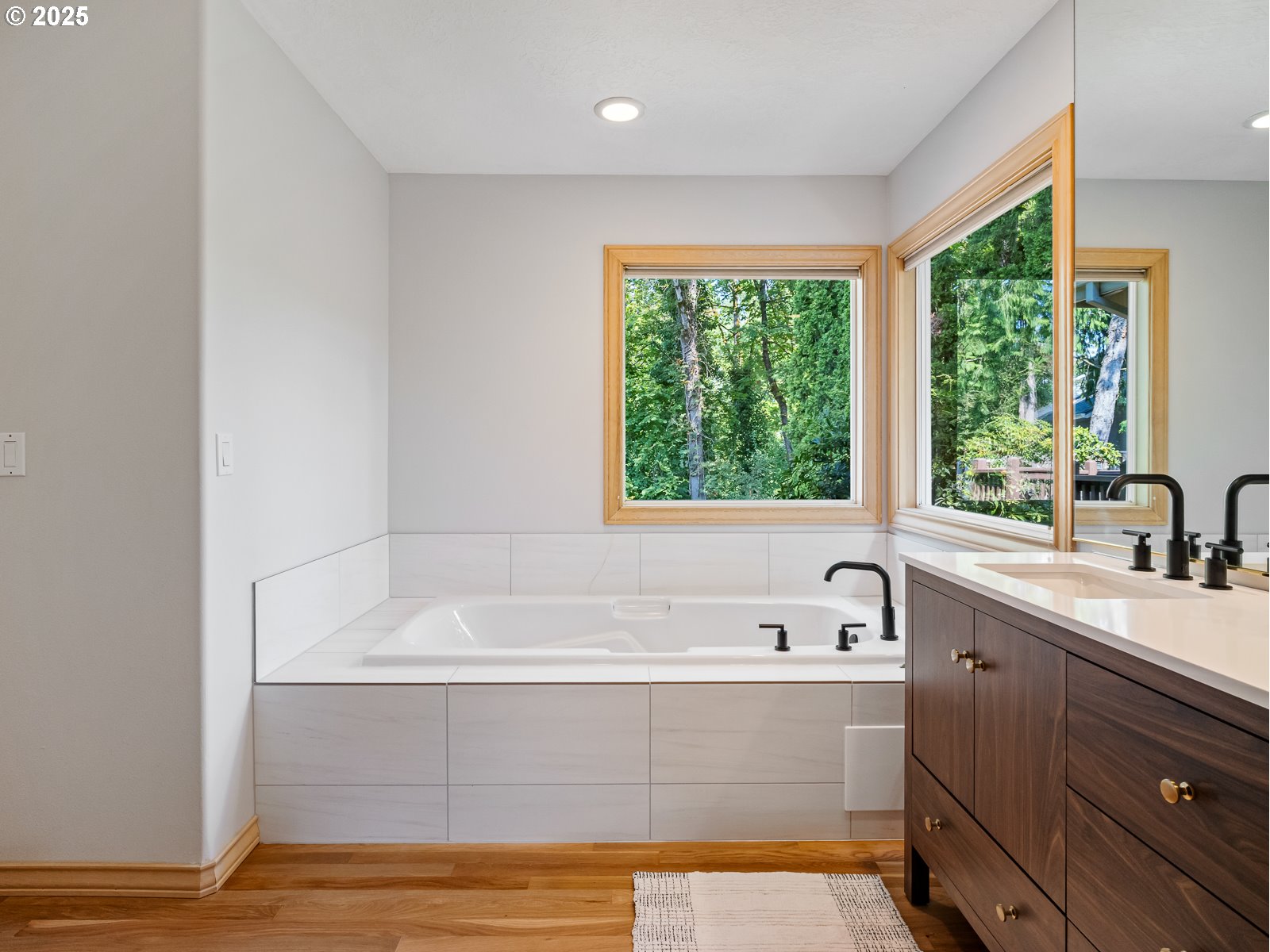 6797 SW FERNBROOK CT