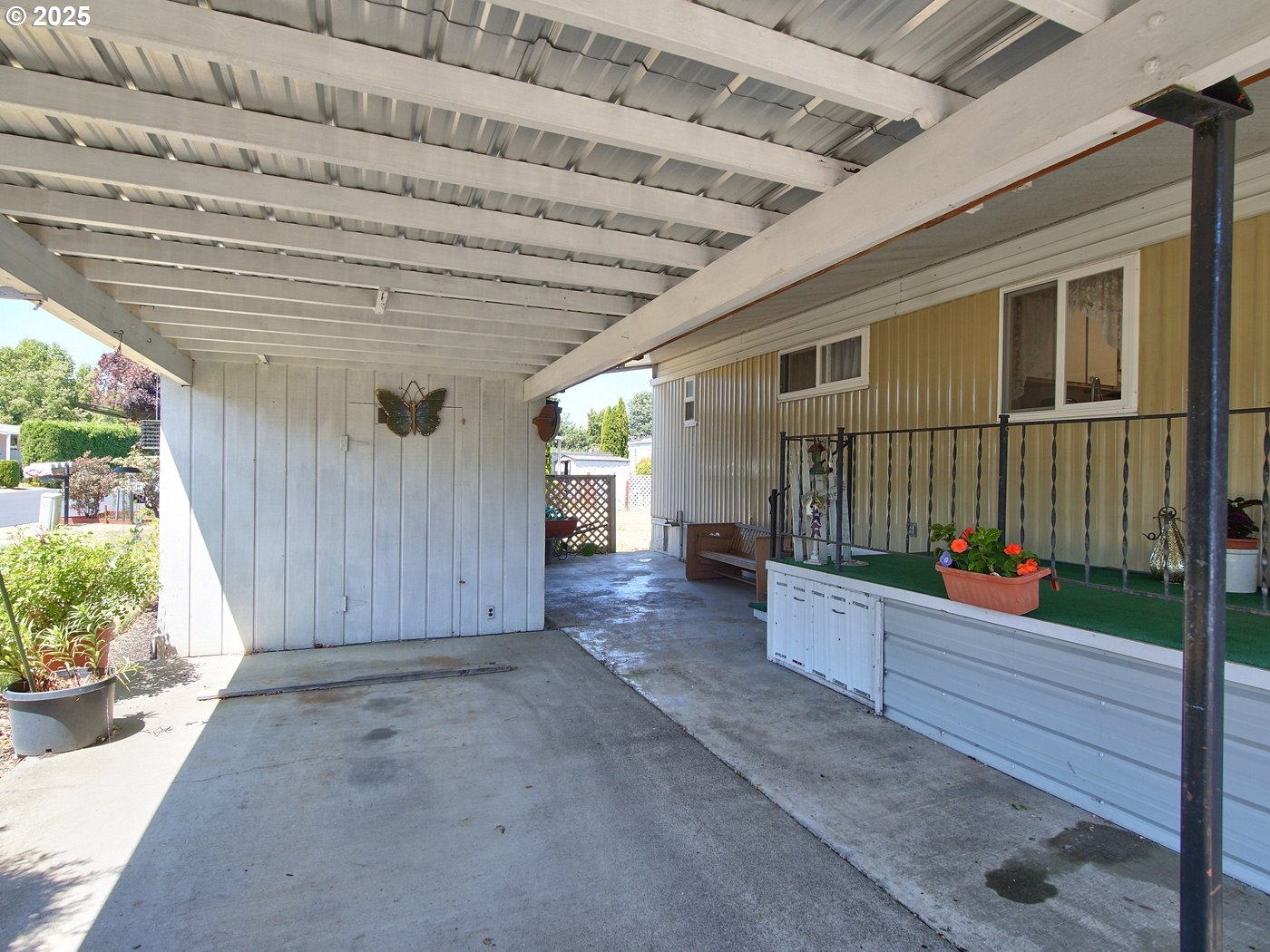 2681 SE River Rd RD 44