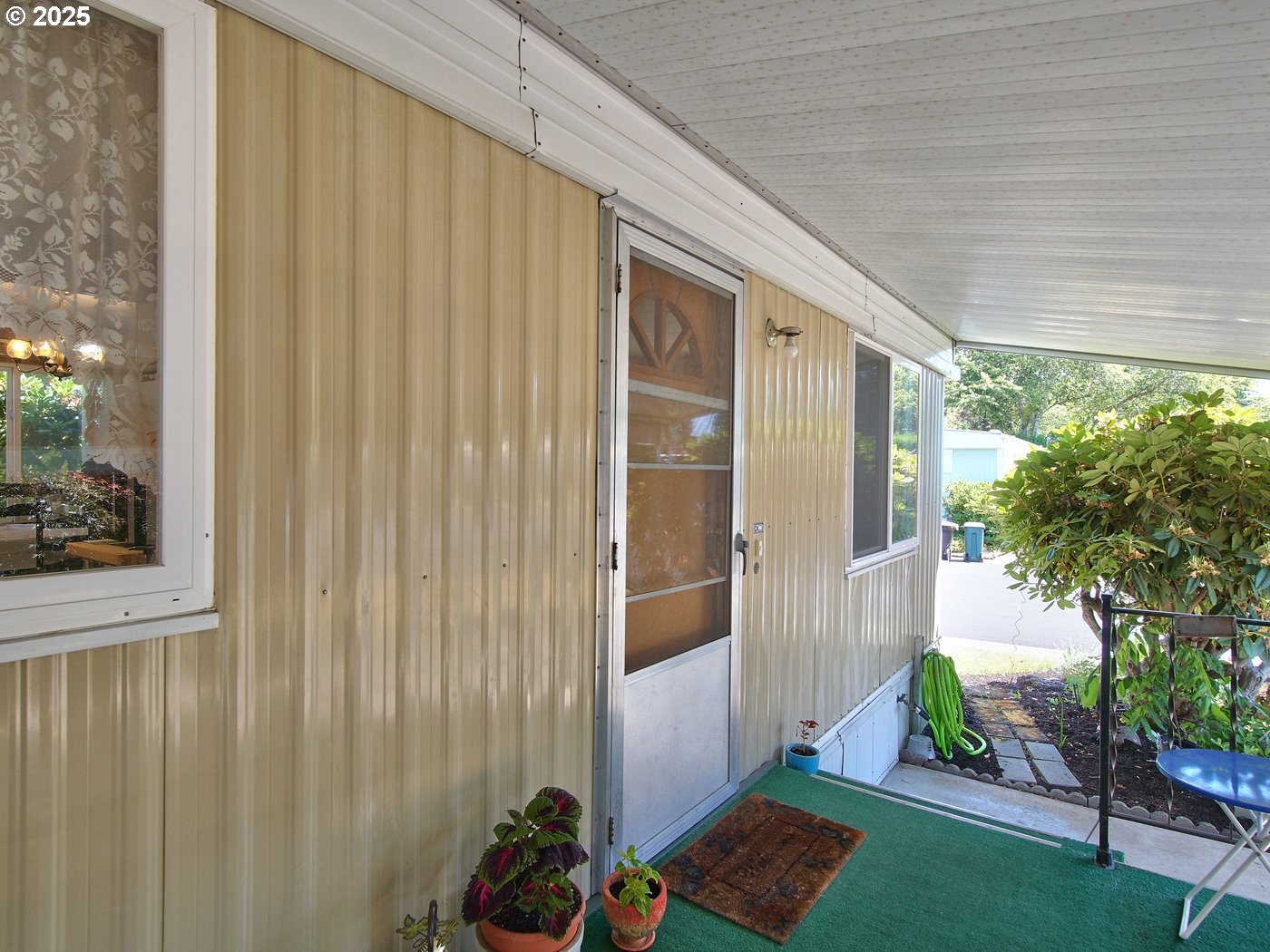 2681 SE River Rd RD 44