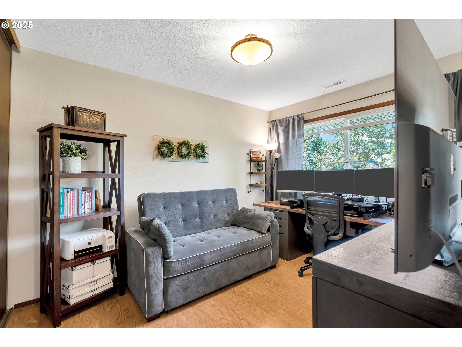 455 FIRST ST