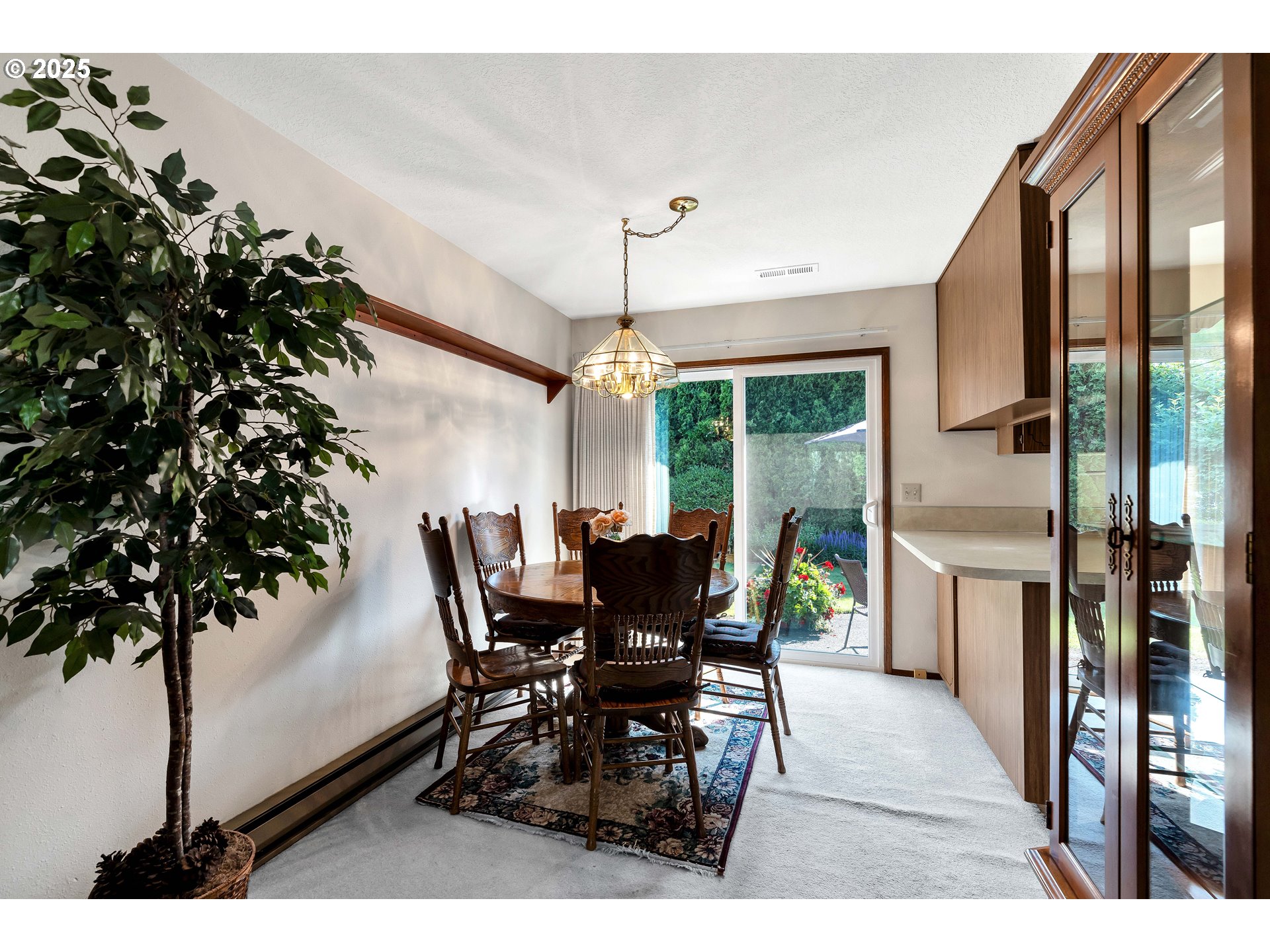 455 FIRST ST