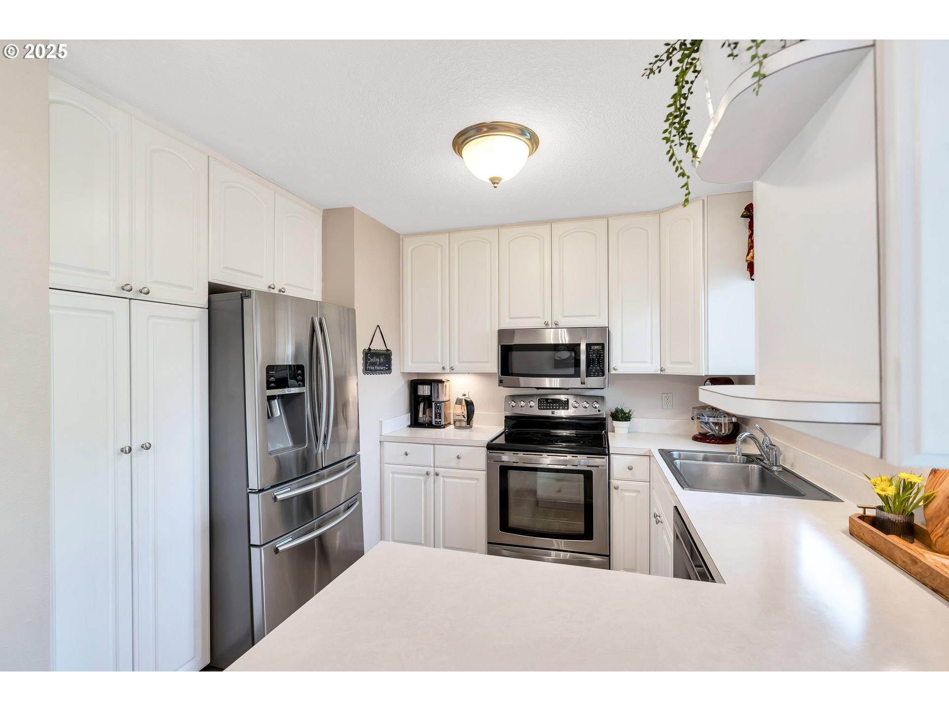 455 FIRST ST