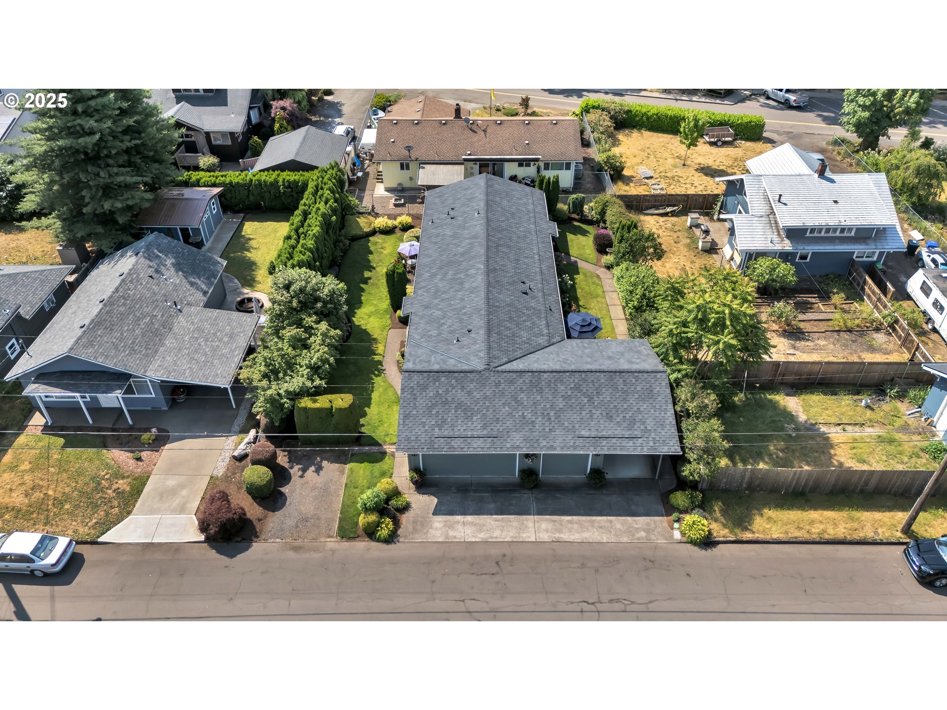 455 FIRST ST