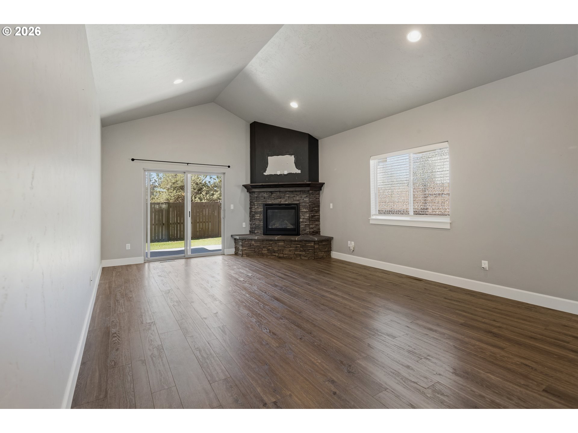 2967 NE MAREA DR