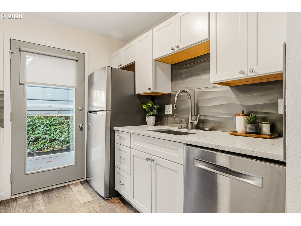 4364 SW DICKINSON ST 36