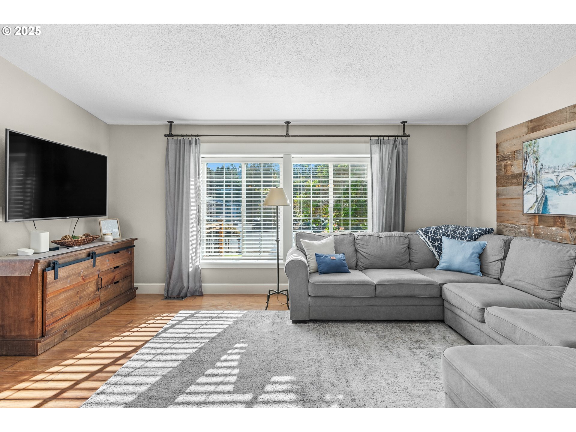 1101 RYAN CT