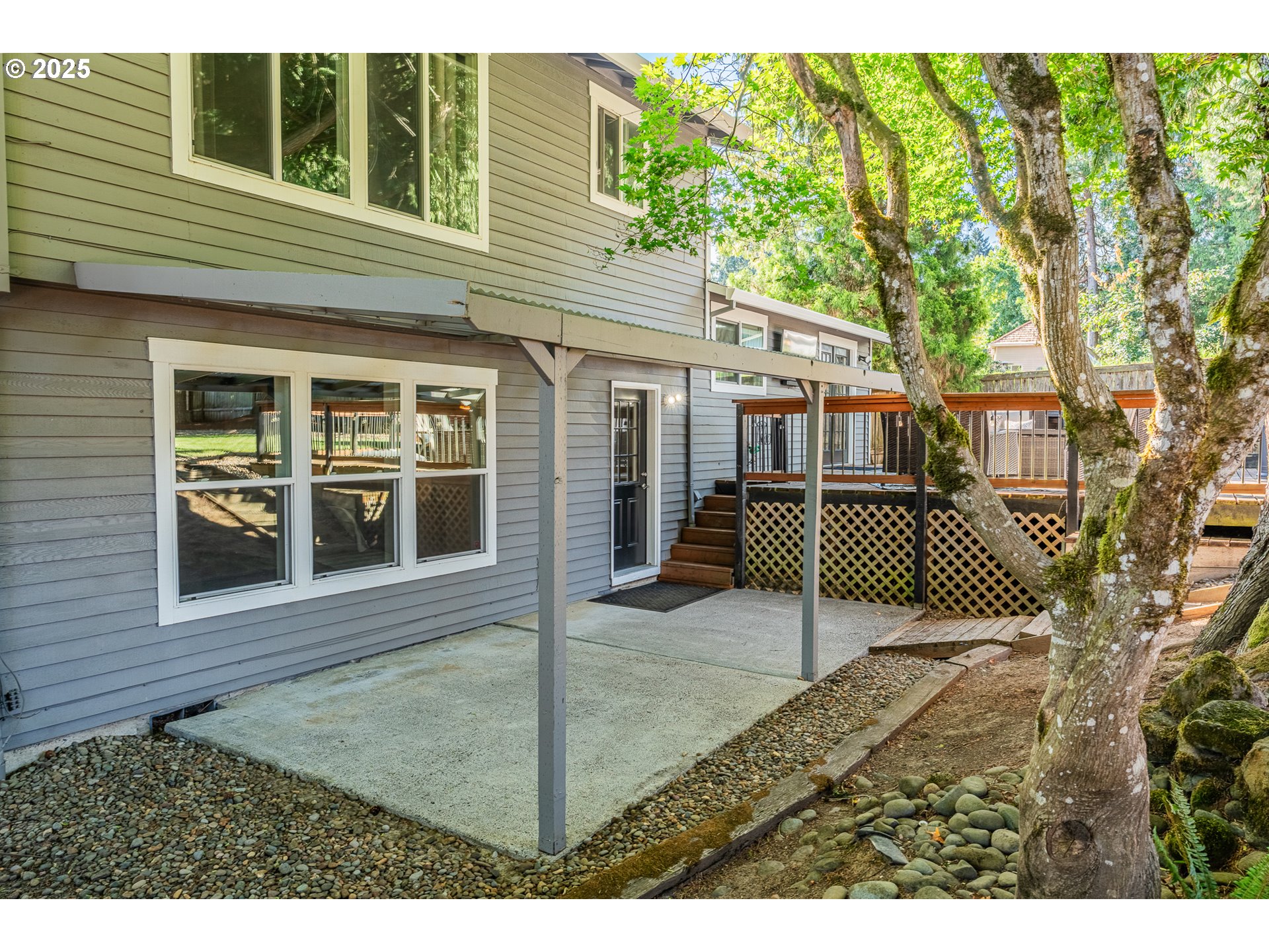 1101 RYAN CT