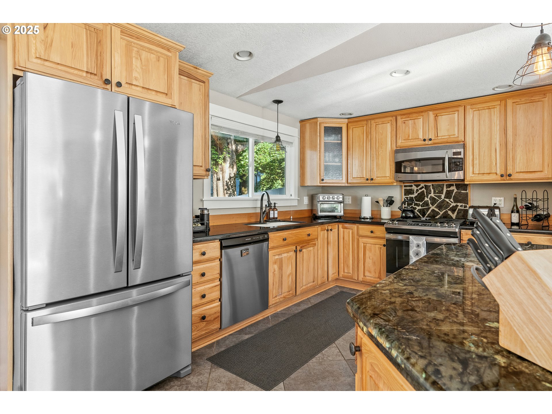1101 RYAN CT