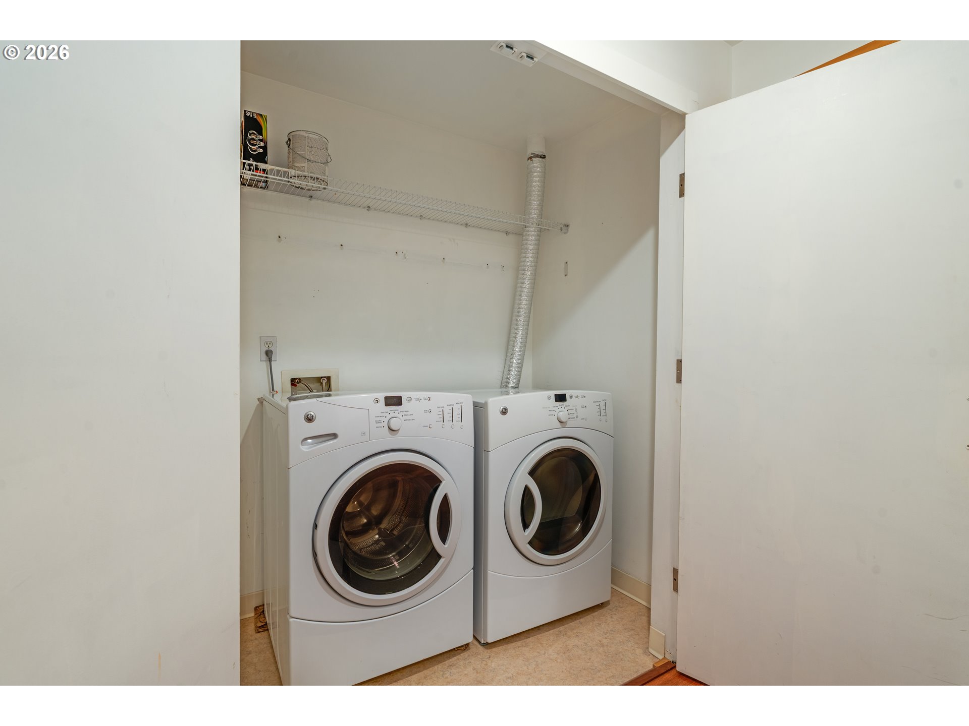 1030 NW JOHNSON ST 201