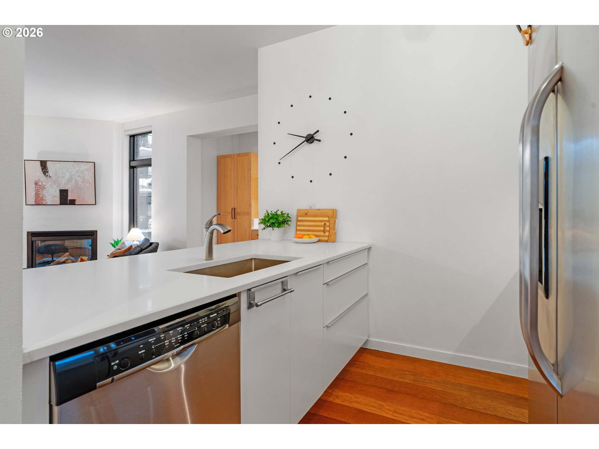 1030 NW JOHNSON ST 201