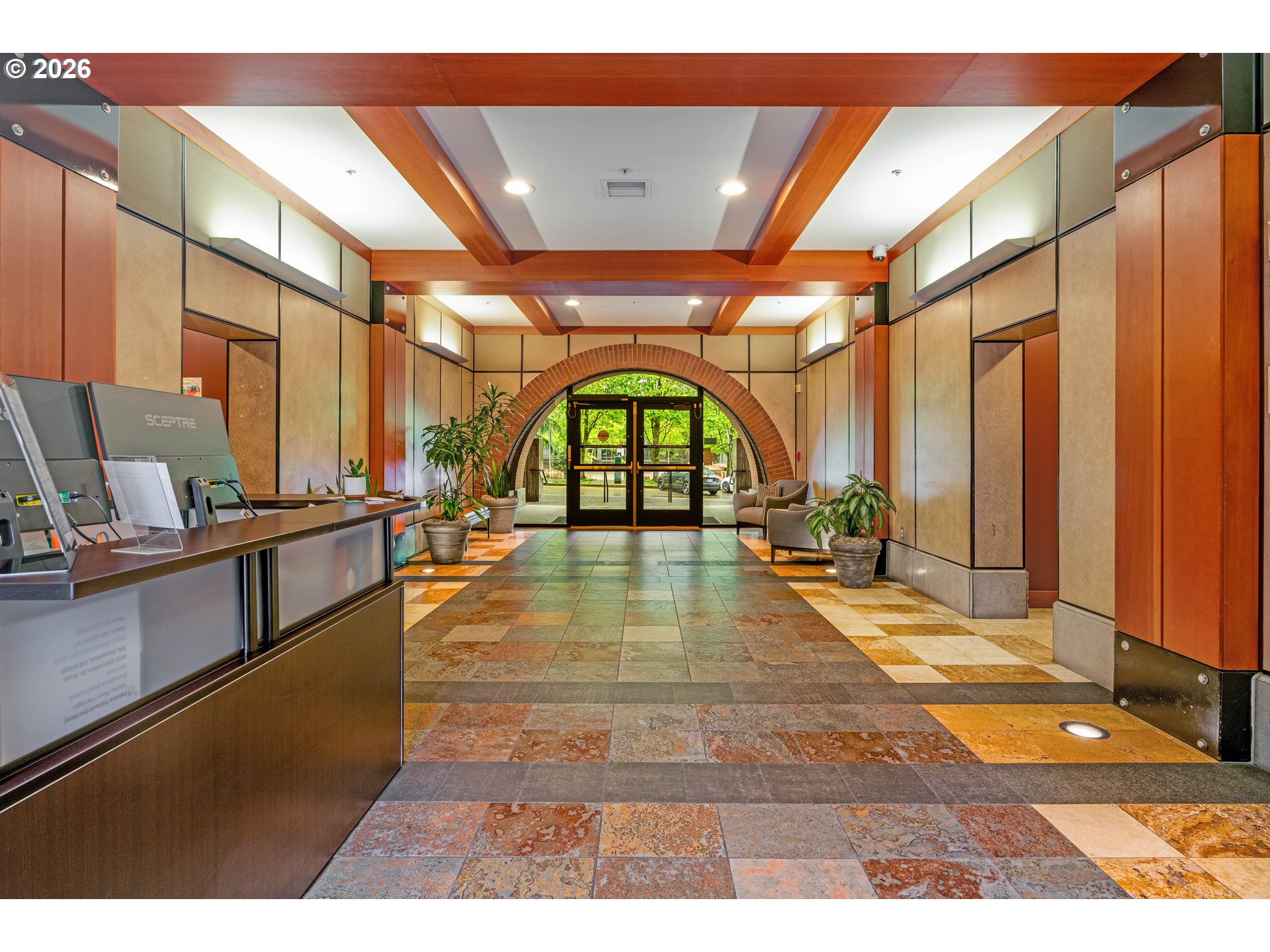 1030 NW JOHNSON ST 201