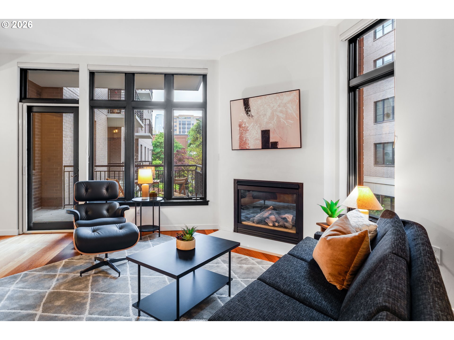 1030 NW JOHNSON ST 201