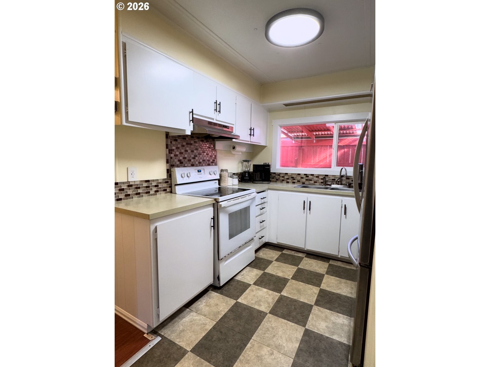 8951 SE FULLER RD 7