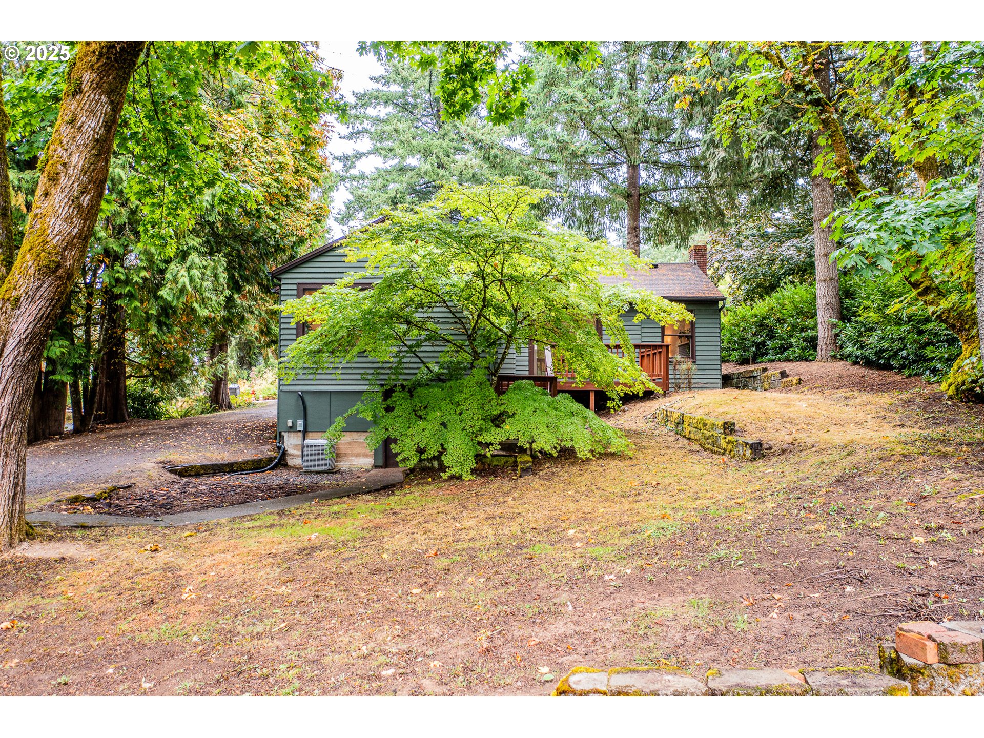 9939/9927 SW 25TH AVE