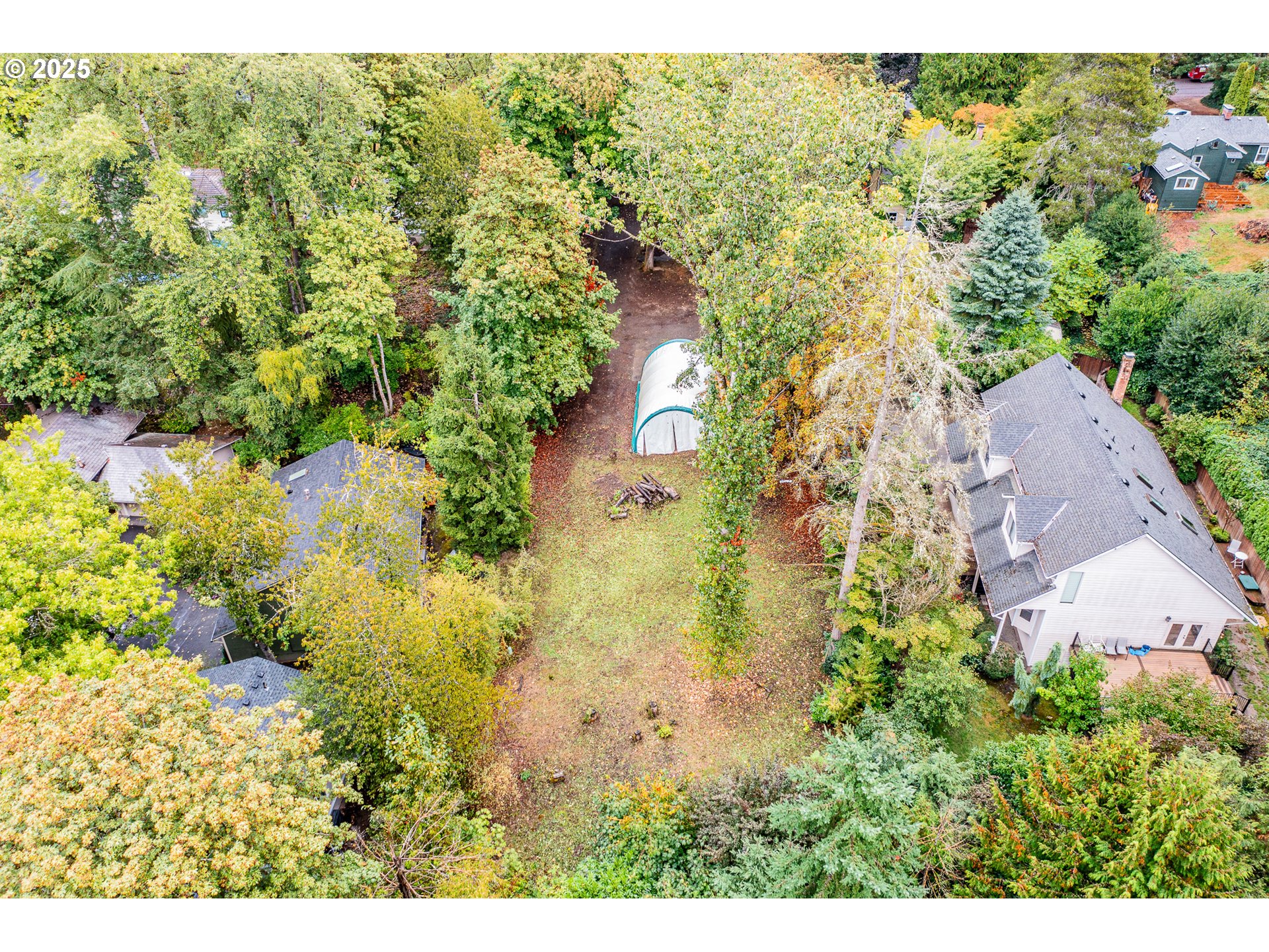 9939/9927 SW 25TH AVE