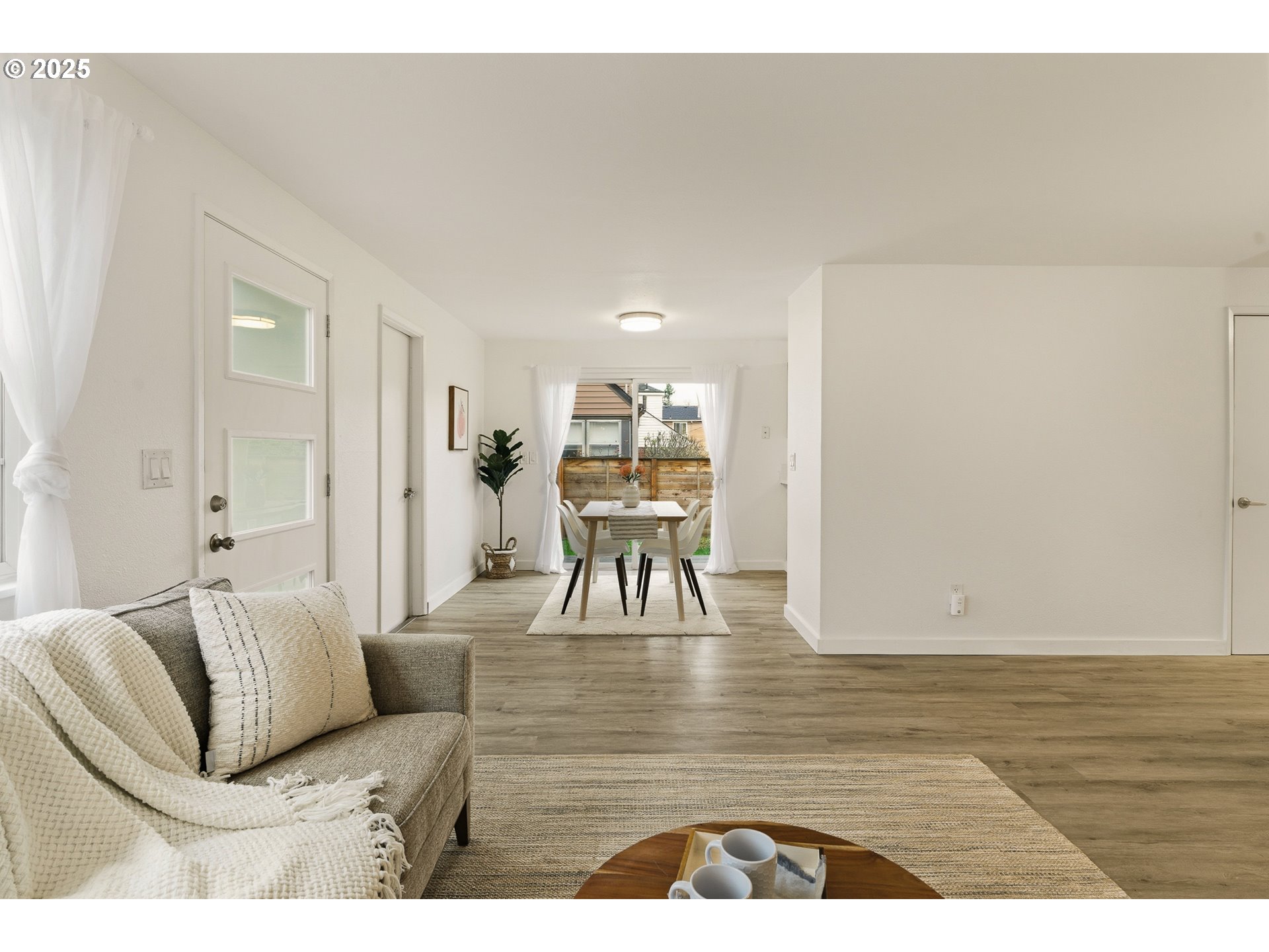 6414 NE CLEVELAND AVE