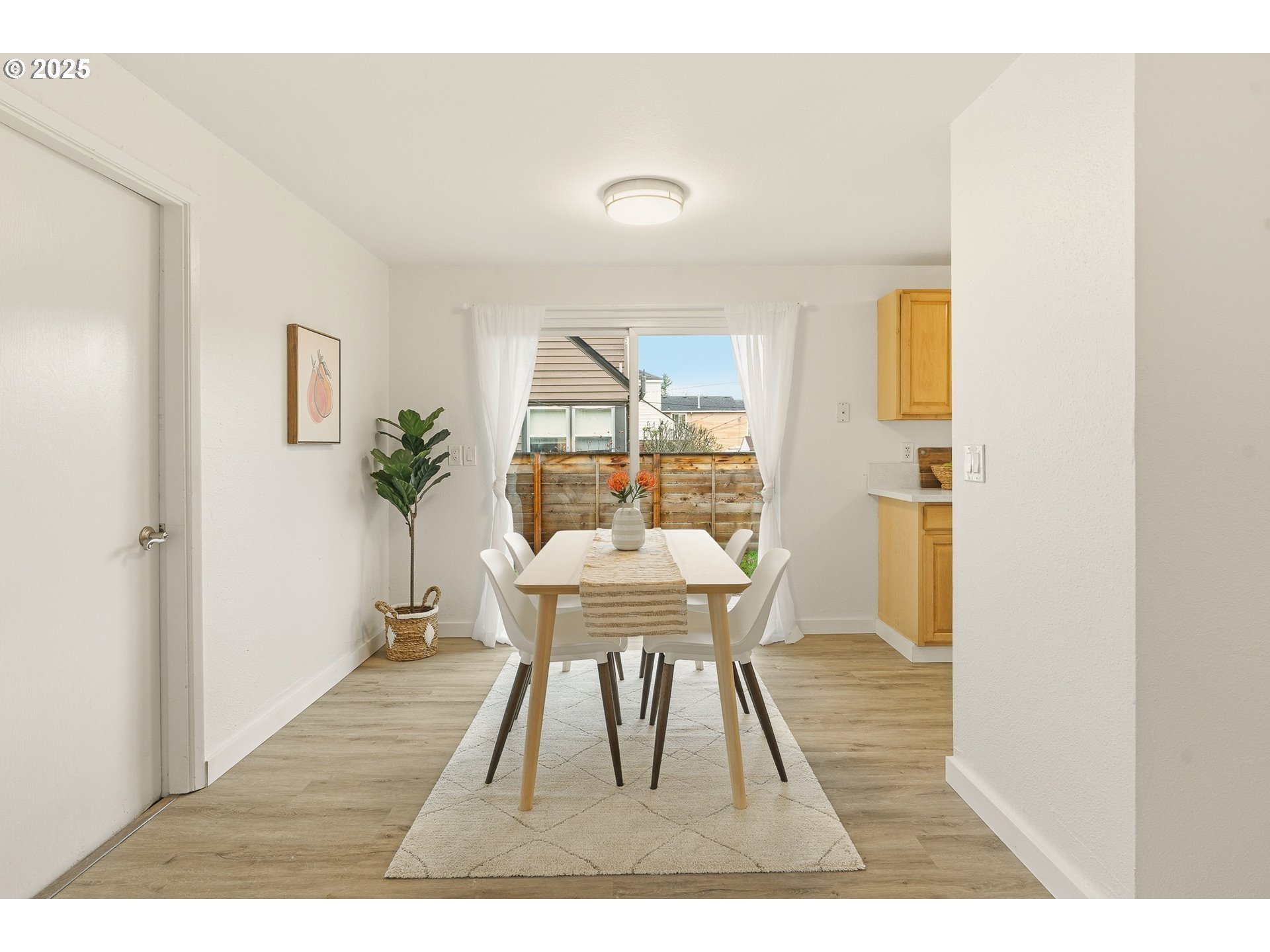 6414 NE CLEVELAND AVE