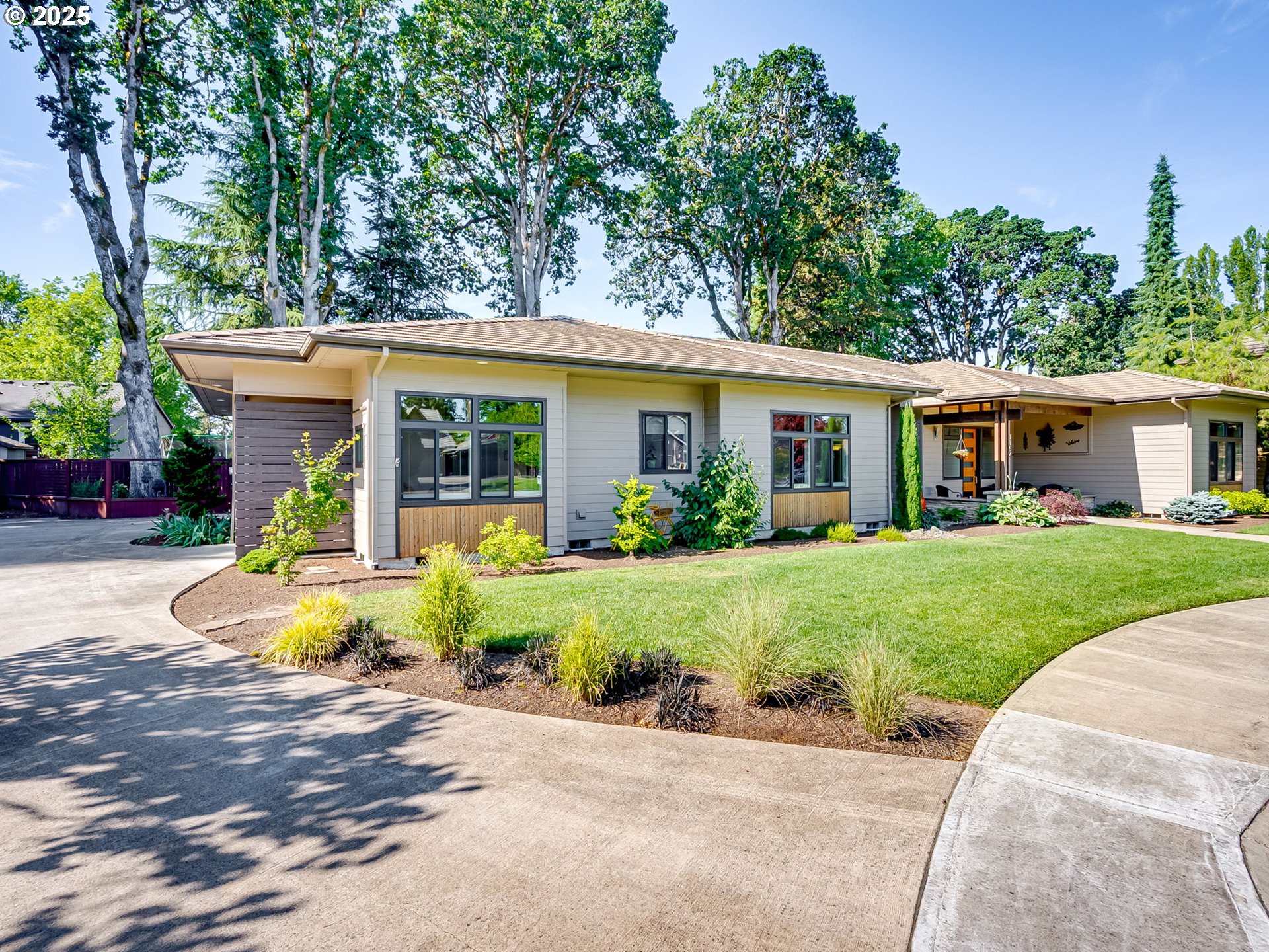 1154 SW Russ LN, McMinnville