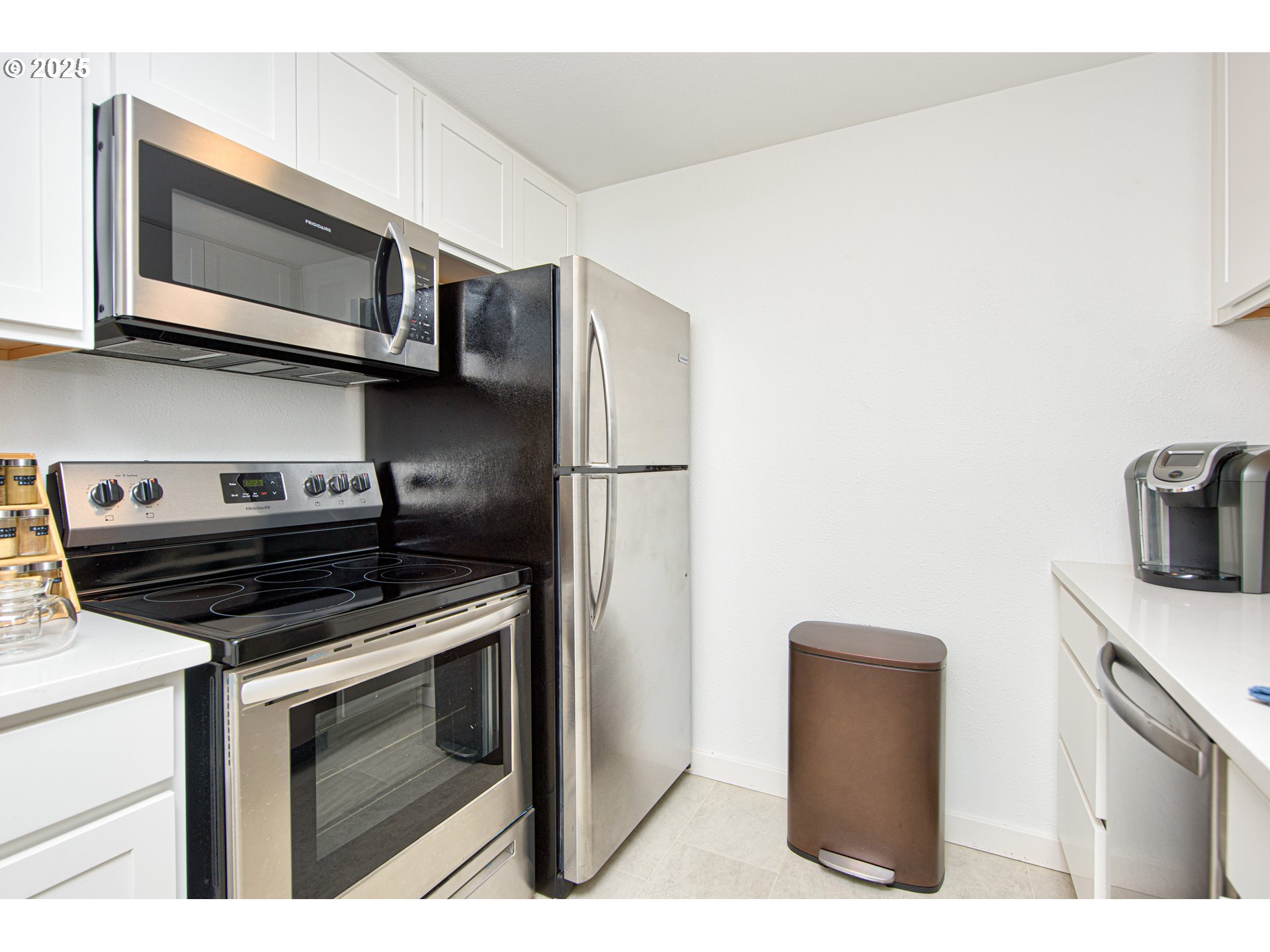 44 EAGLE CREST DR 24