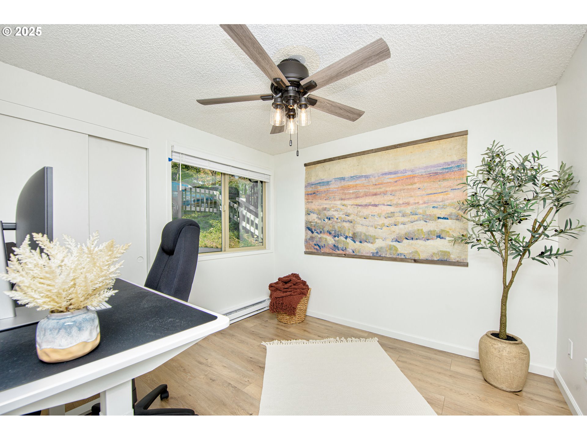 44 EAGLE CREST DR 24