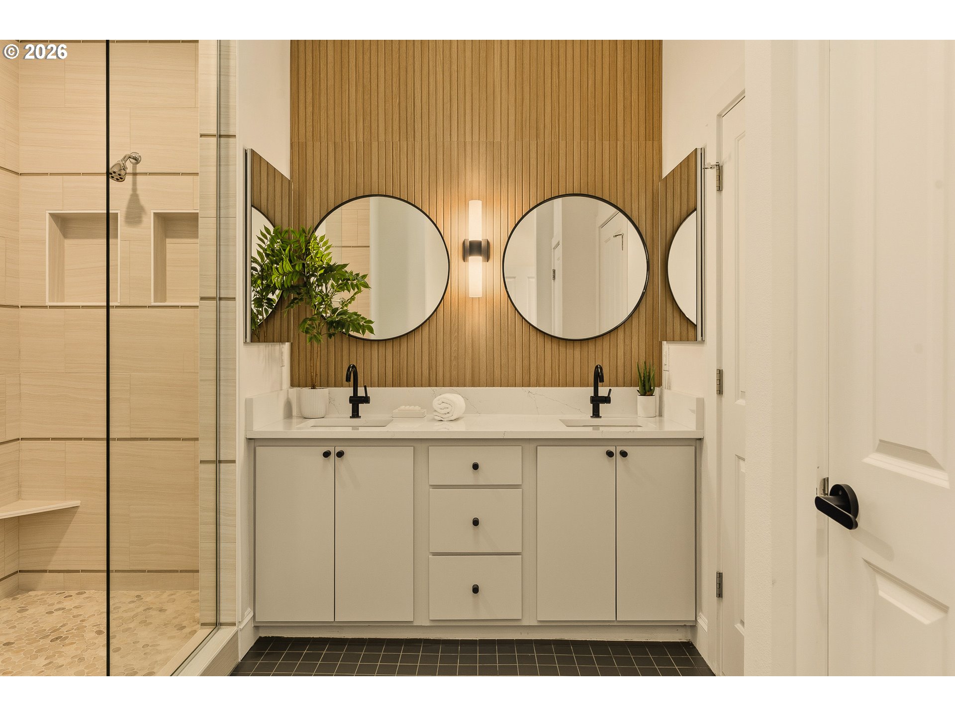 2357 NW QUIMBY ST 24