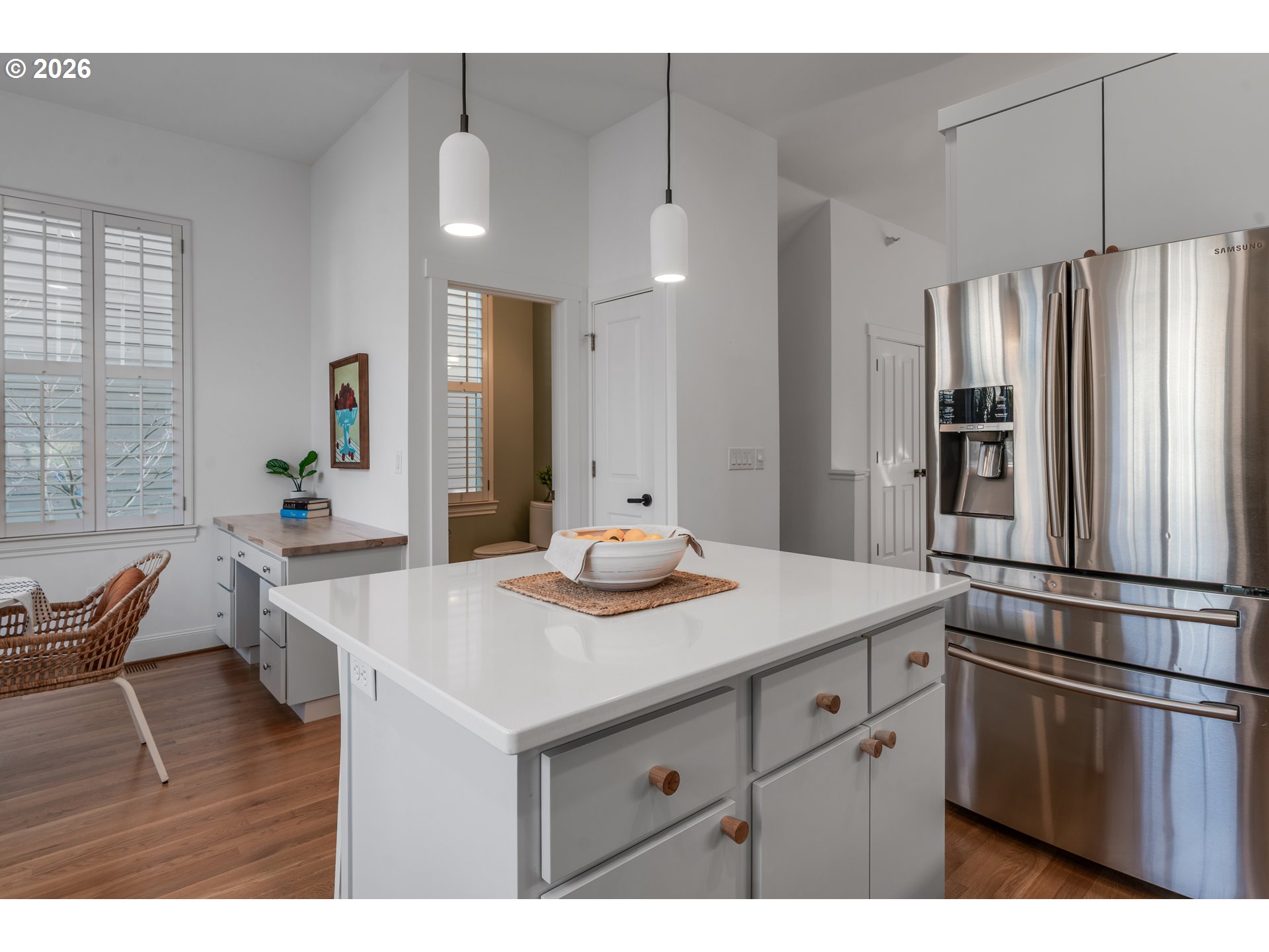 2357 NW QUIMBY ST 24