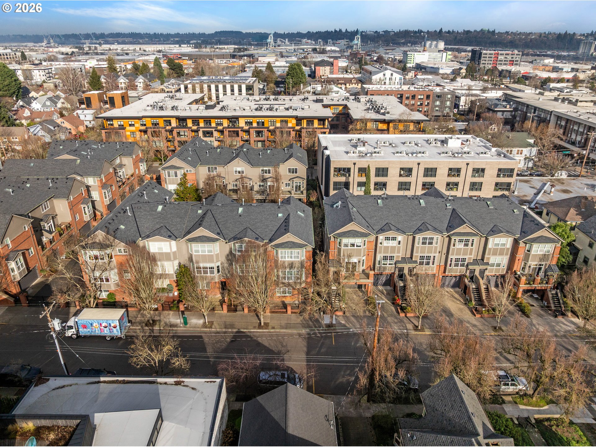 2357 NW QUIMBY ST 24