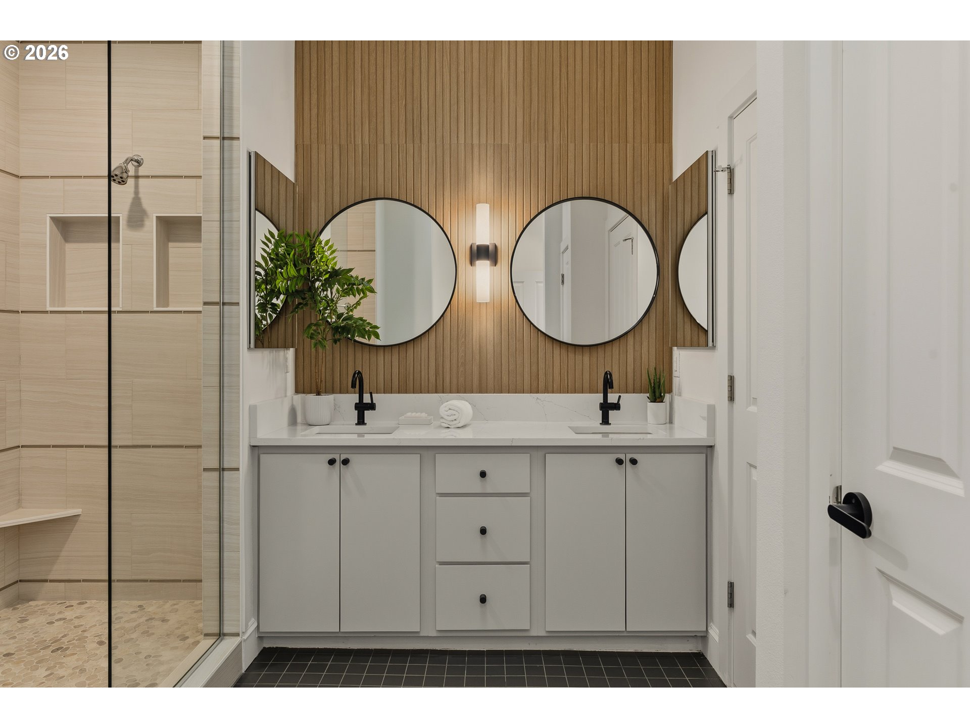 2357 NW QUIMBY ST 24