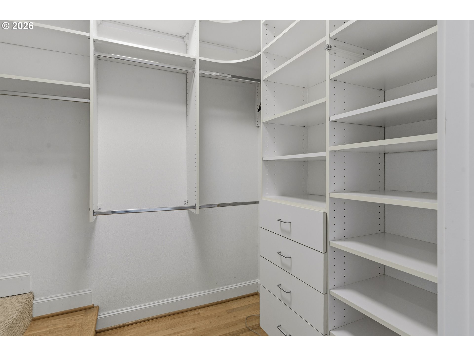 2357 NW QUIMBY ST 24