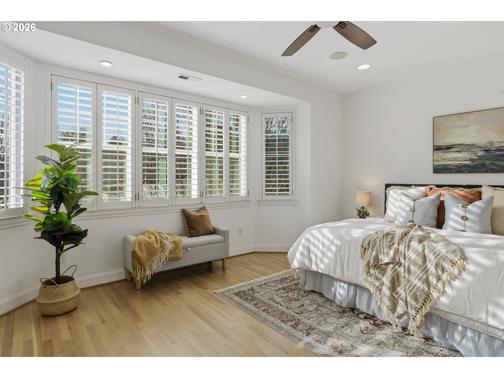 2357 NW QUIMBY ST 24