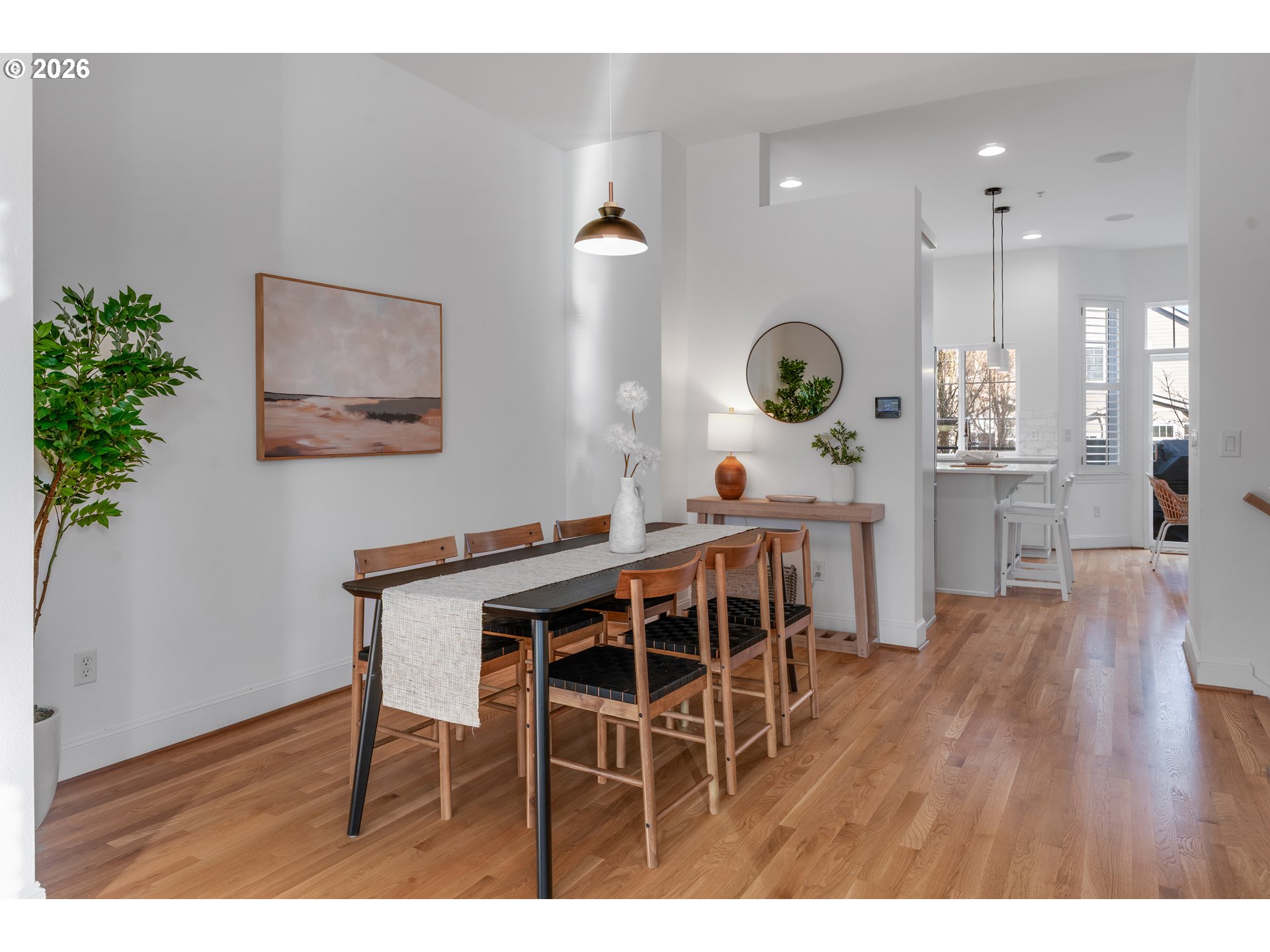 2357 NW QUIMBY ST 24