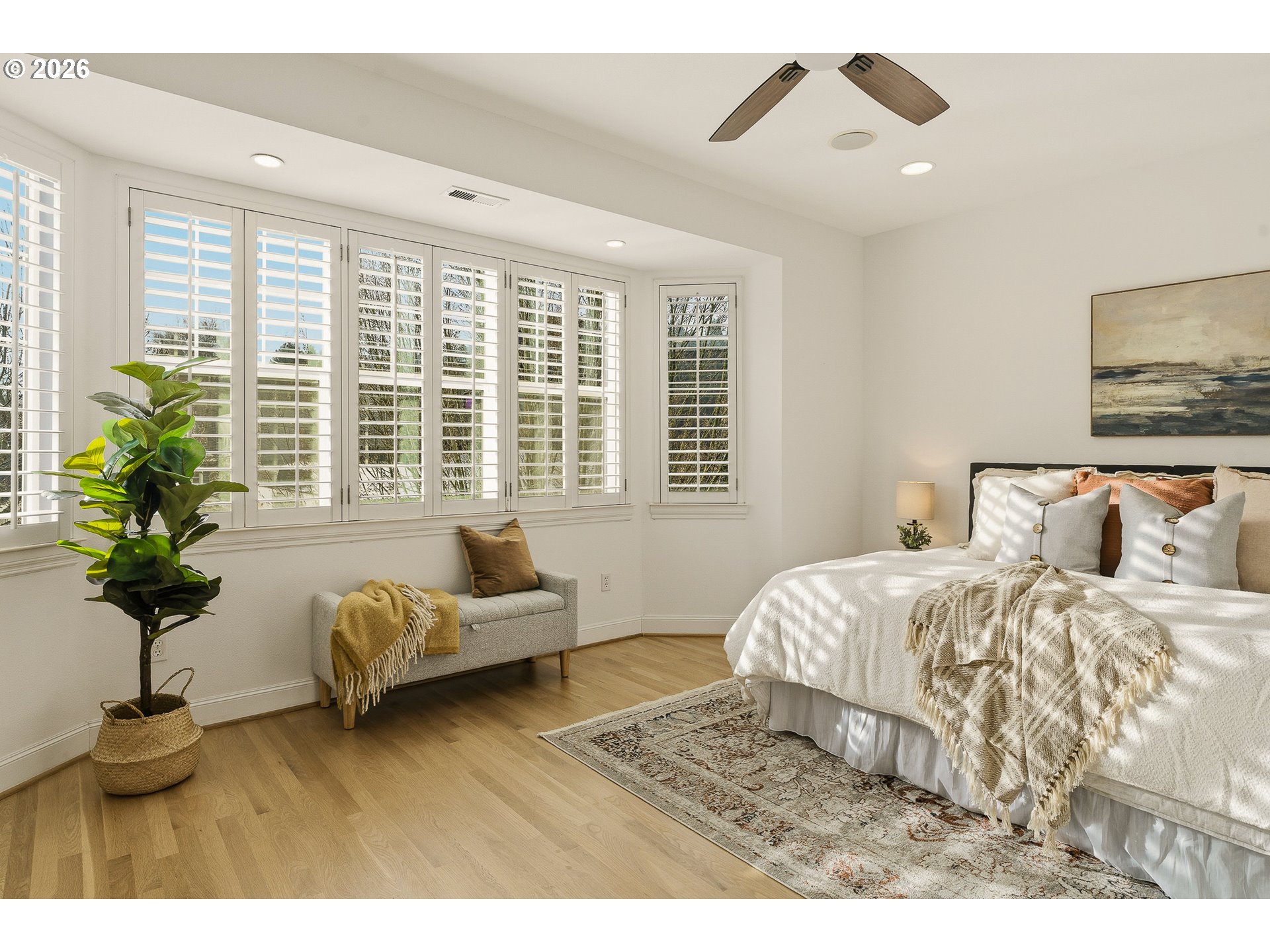 2357 NW QUIMBY ST 24