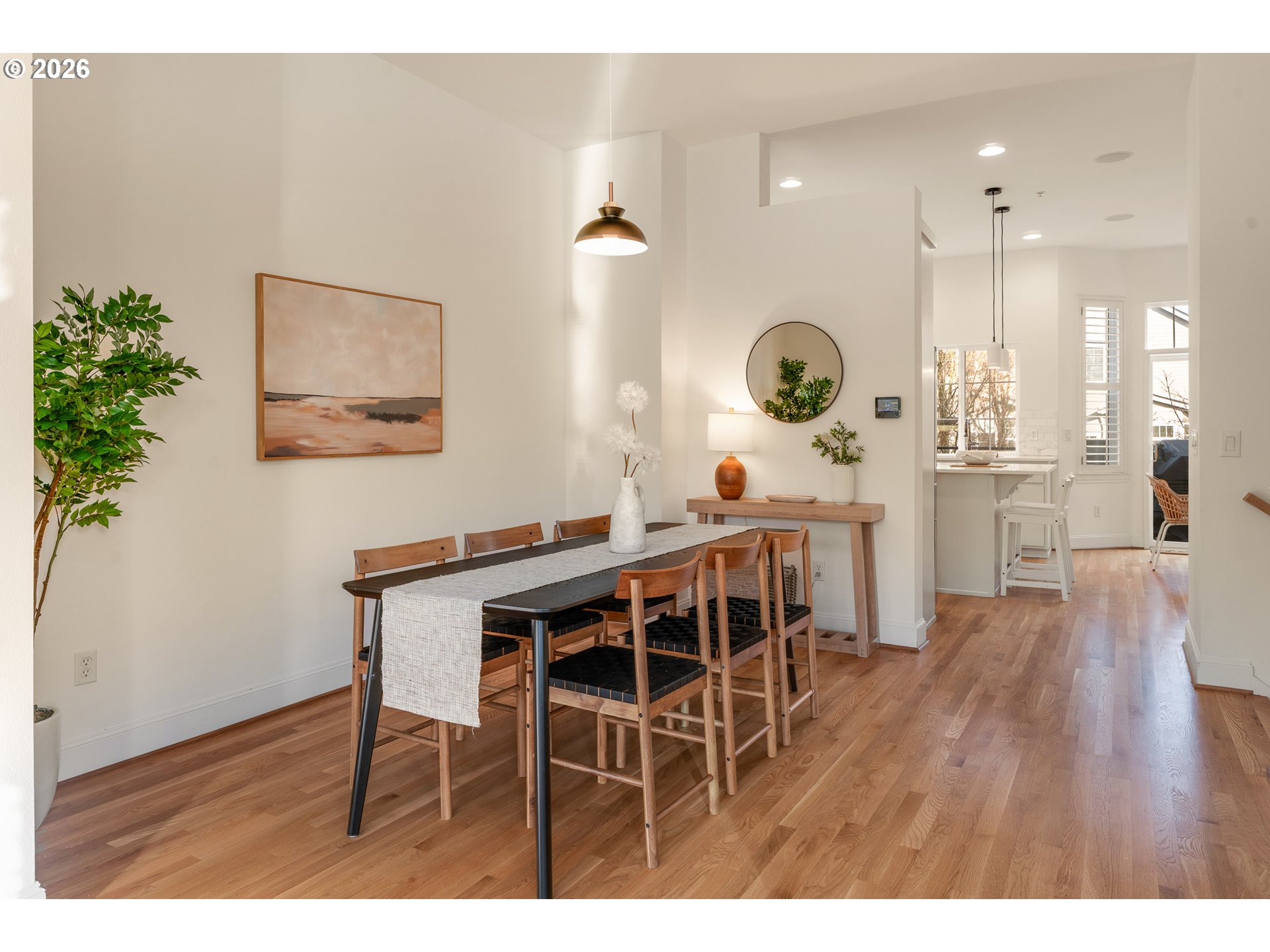 2357 NW QUIMBY ST 24