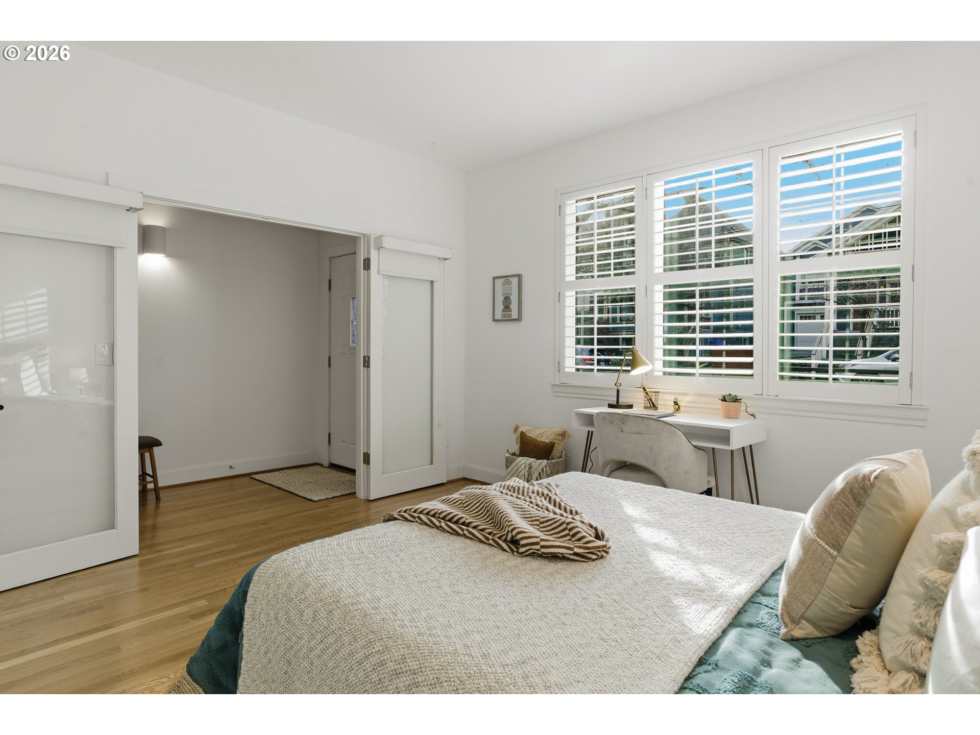 2357 NW QUIMBY ST 24