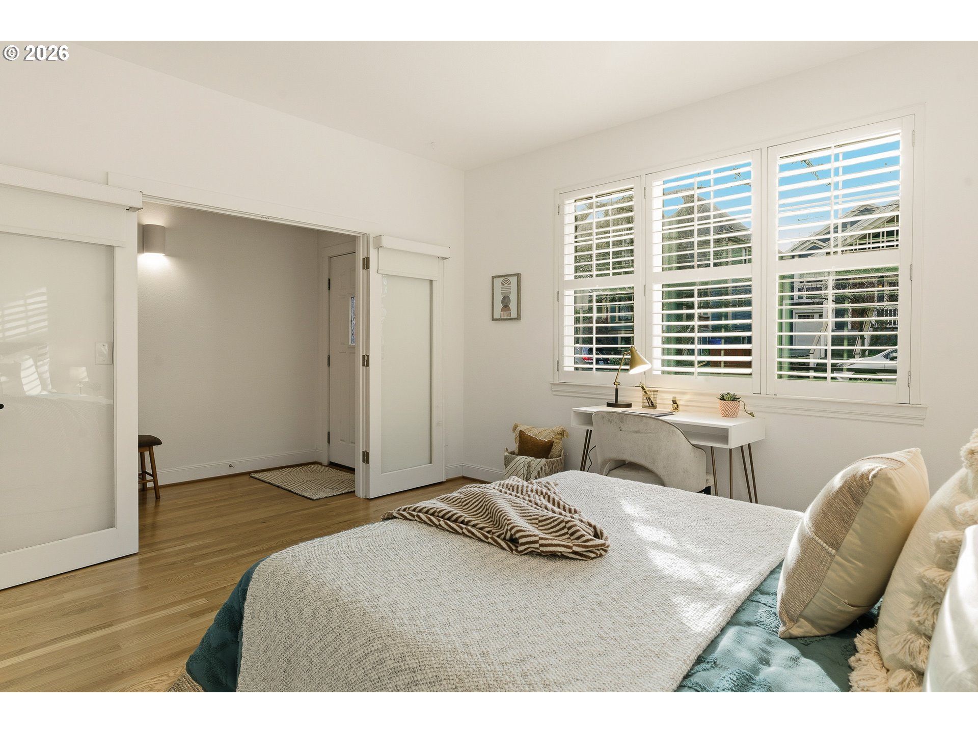 2357 NW QUIMBY ST 24