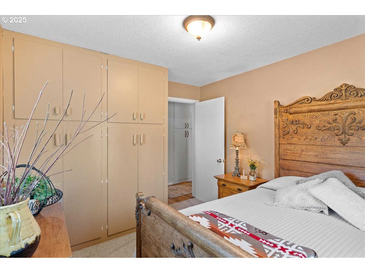 29555 S BEAVERCREEK RD