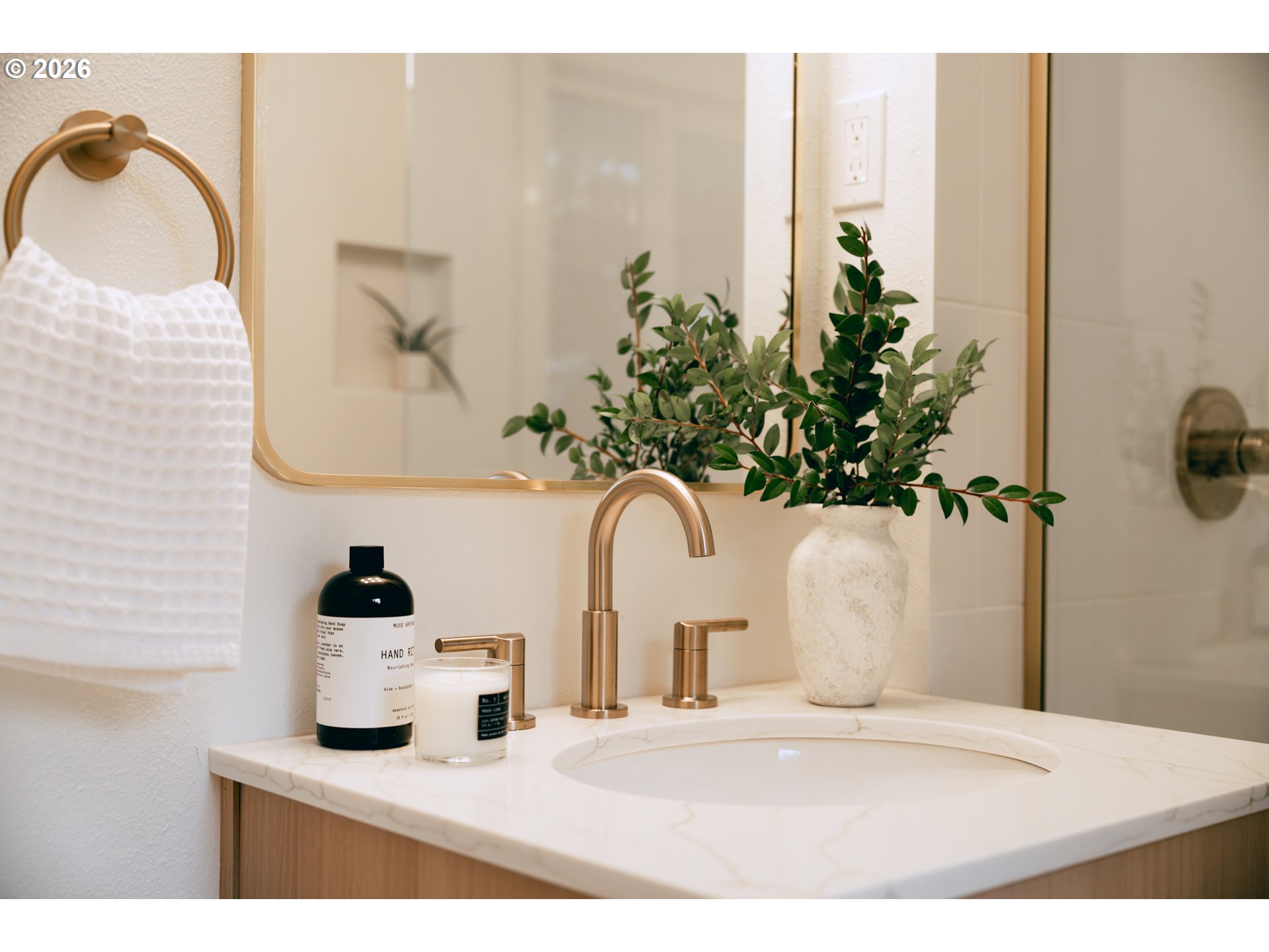 2573 SE MEADOW LARK DR