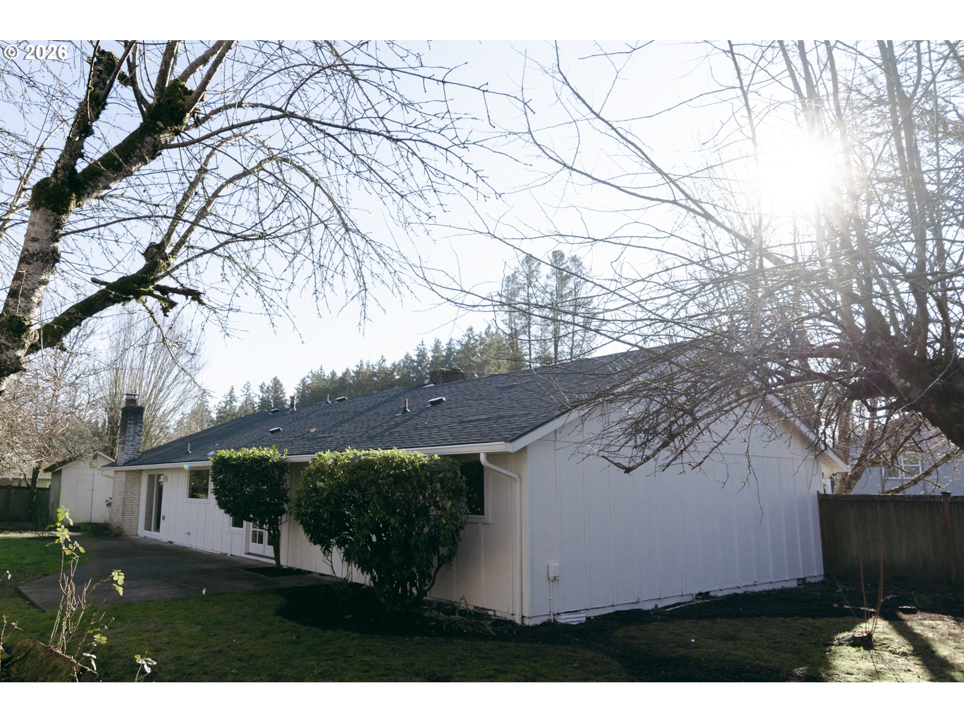 2573 SE MEADOW LARK DR