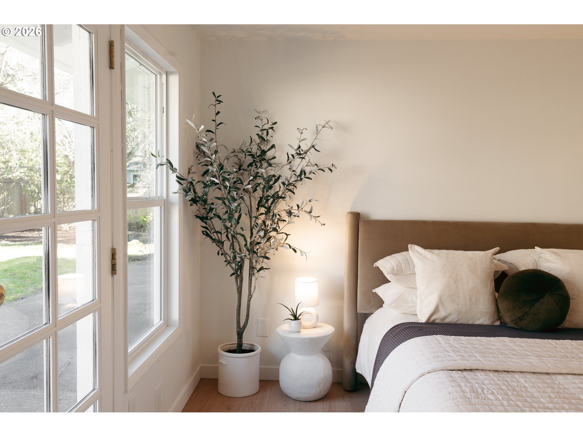 2573 SE MEADOW LARK DR