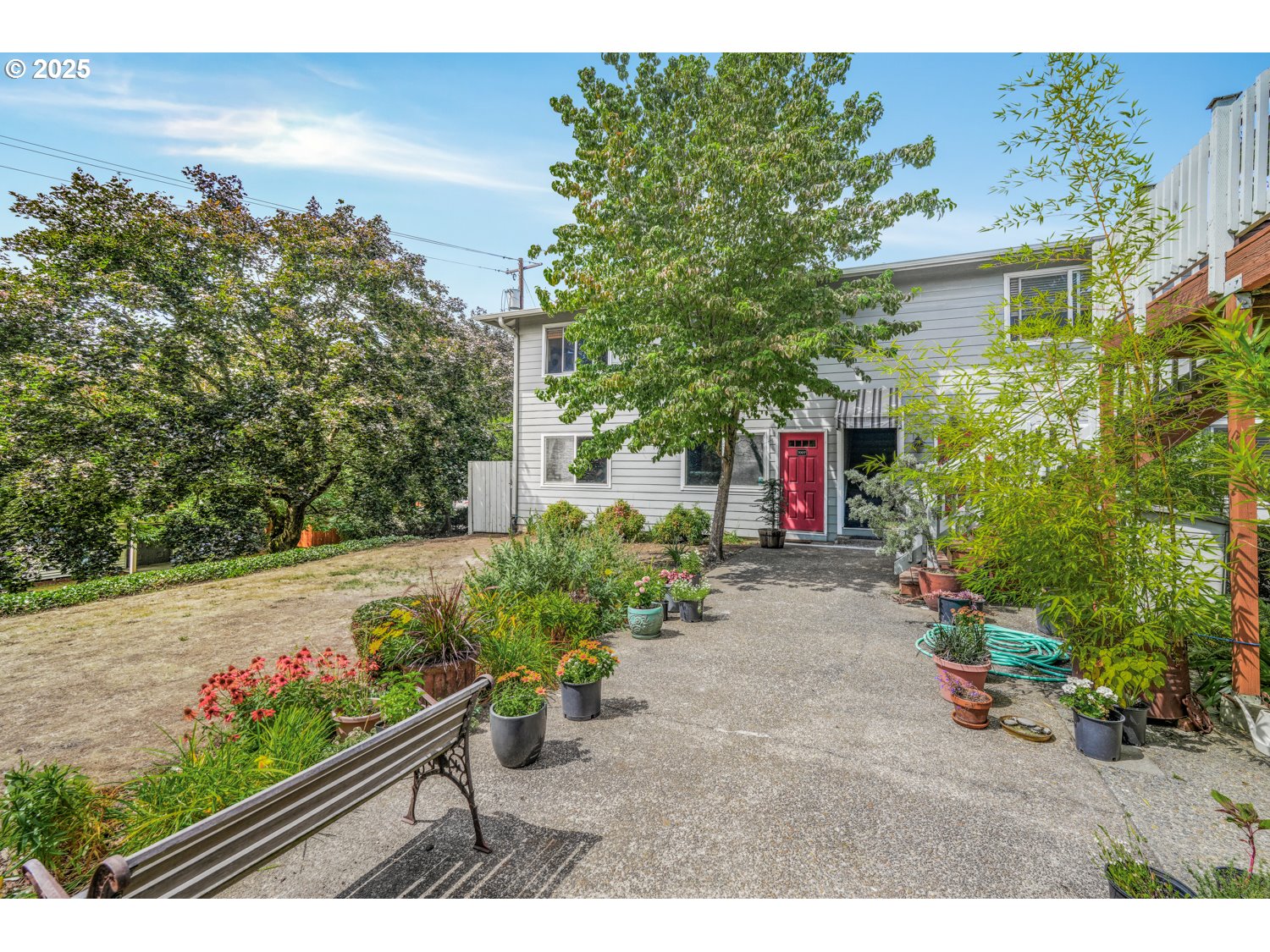 7007 N BURLINGTON AVE 10