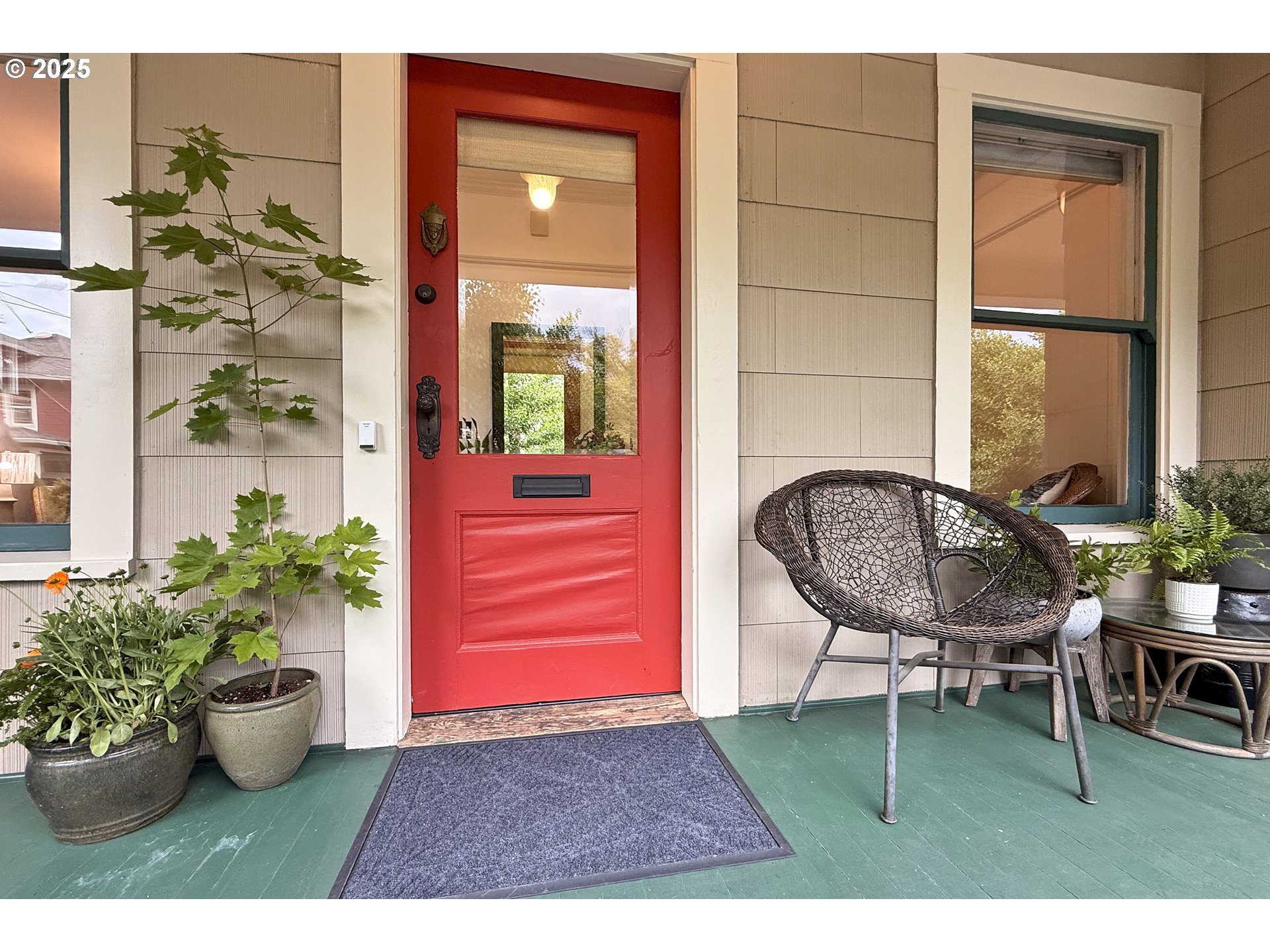 1330 SE 14TH AVE SE