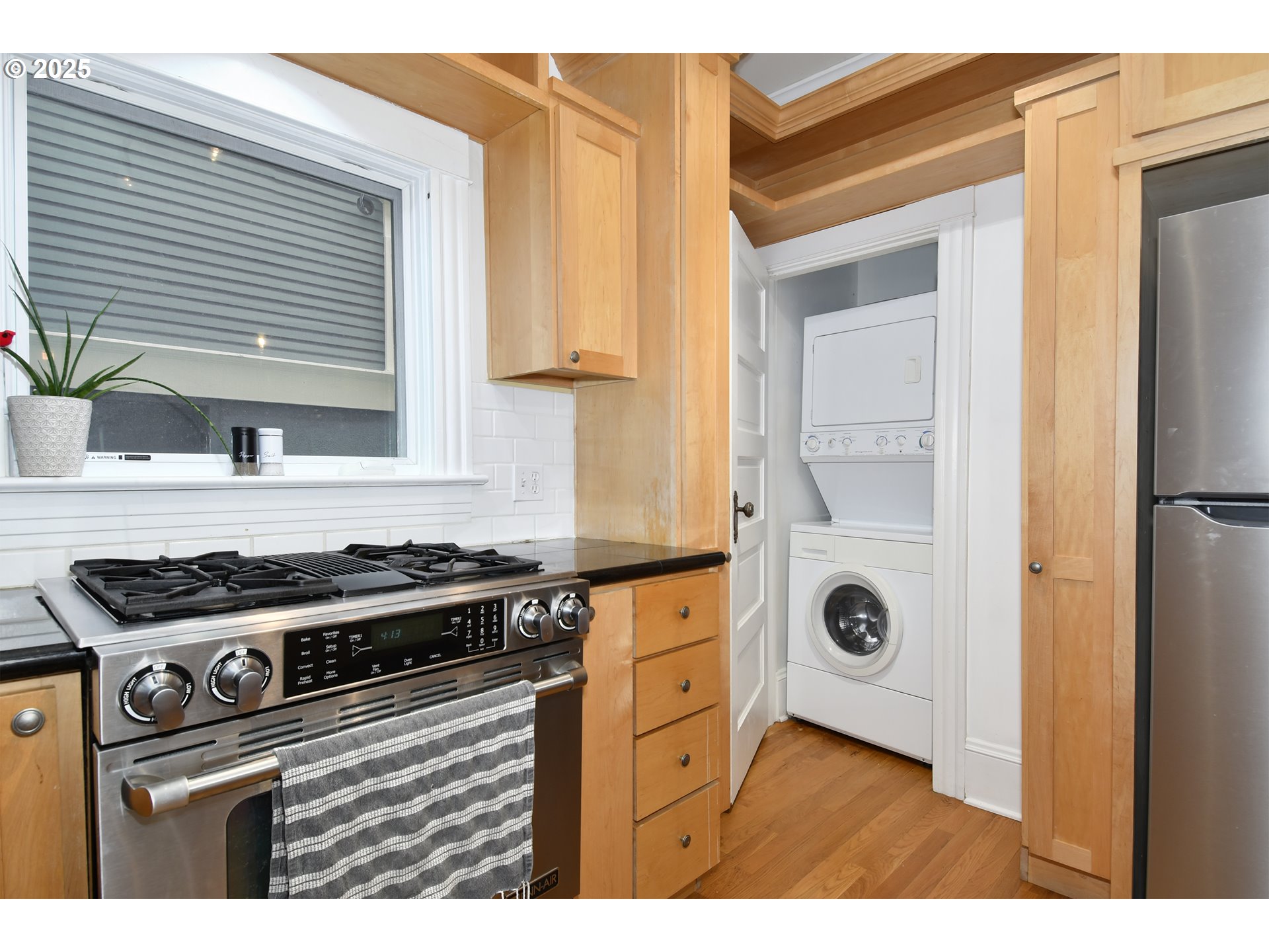 1330 SE 14TH AVE SE