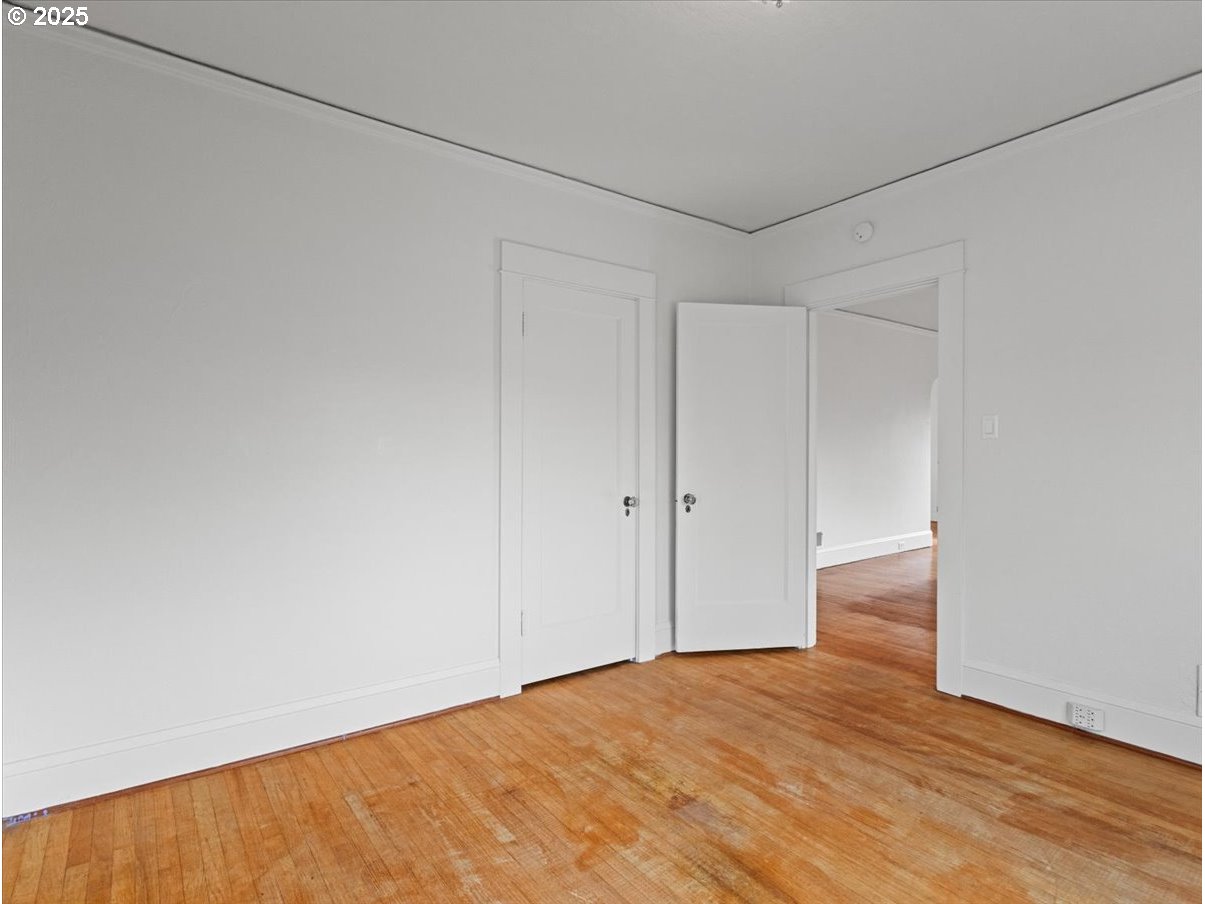 1806 SE 55TH AVE
