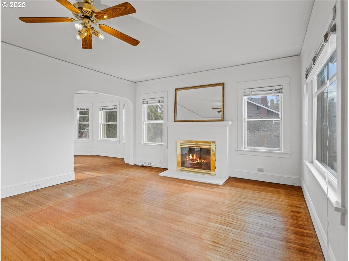 1806 SE 55TH AVE