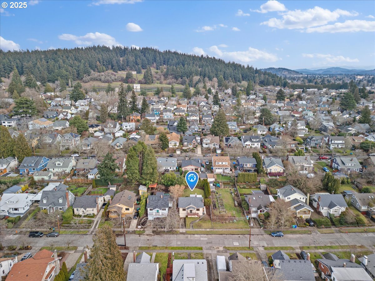 1806 SE 55TH AVE