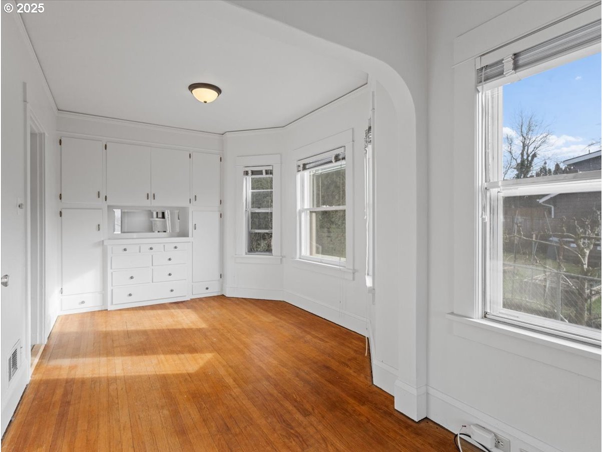 1806 SE 55TH AVE