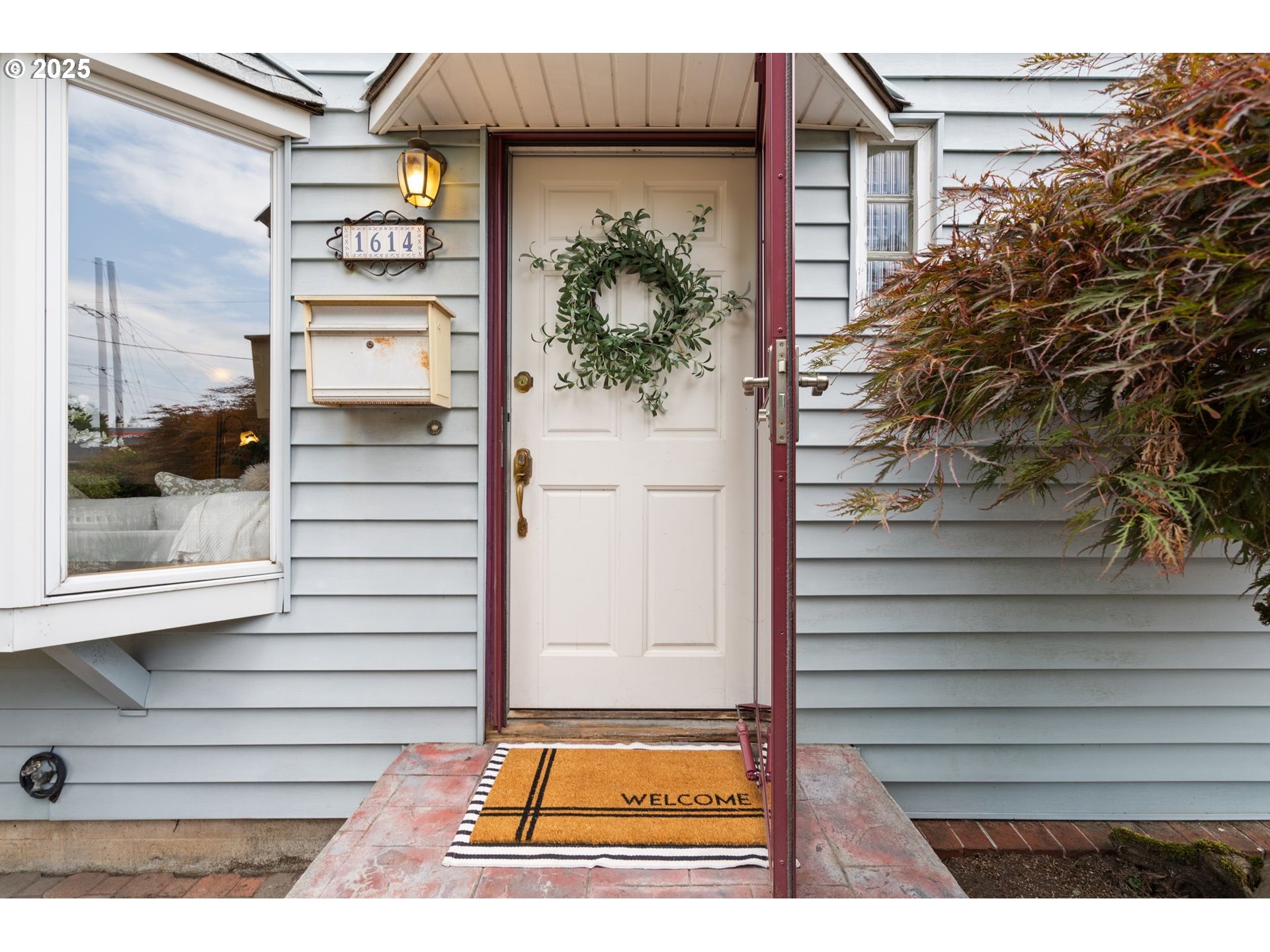 1614 NE 120TH AVE