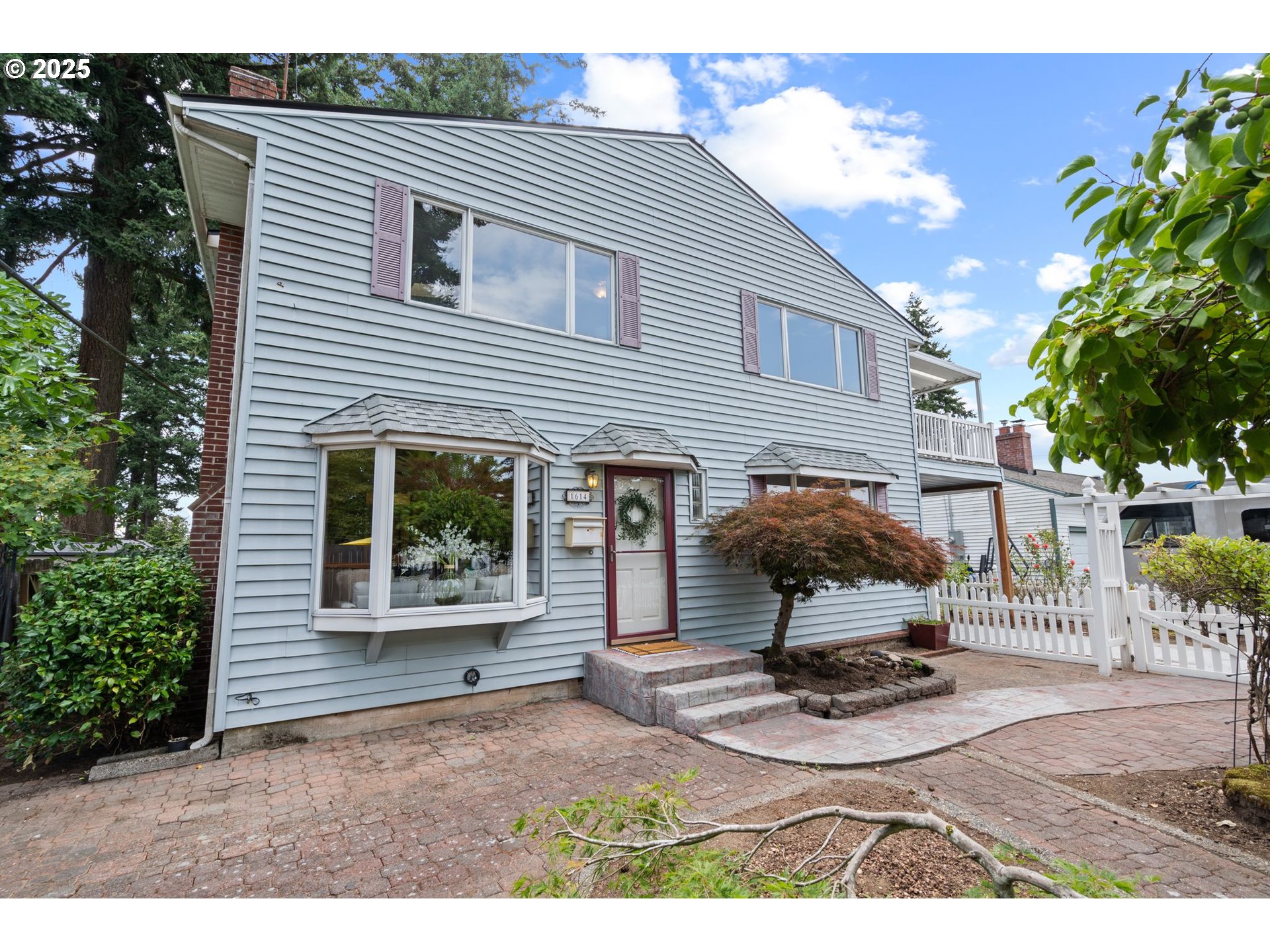 1614 NE 120TH AVE